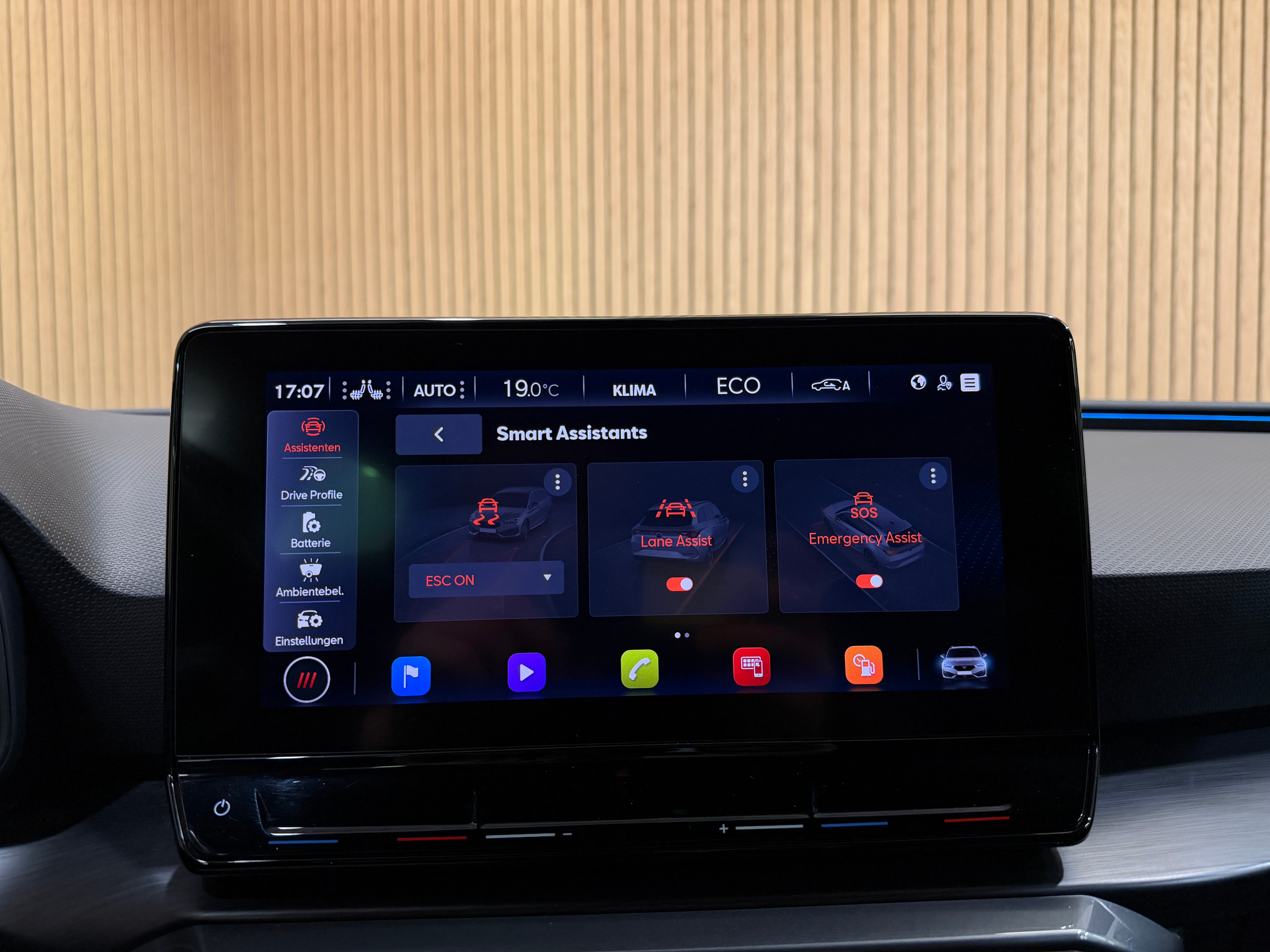 listing desktop thumbnail image 14