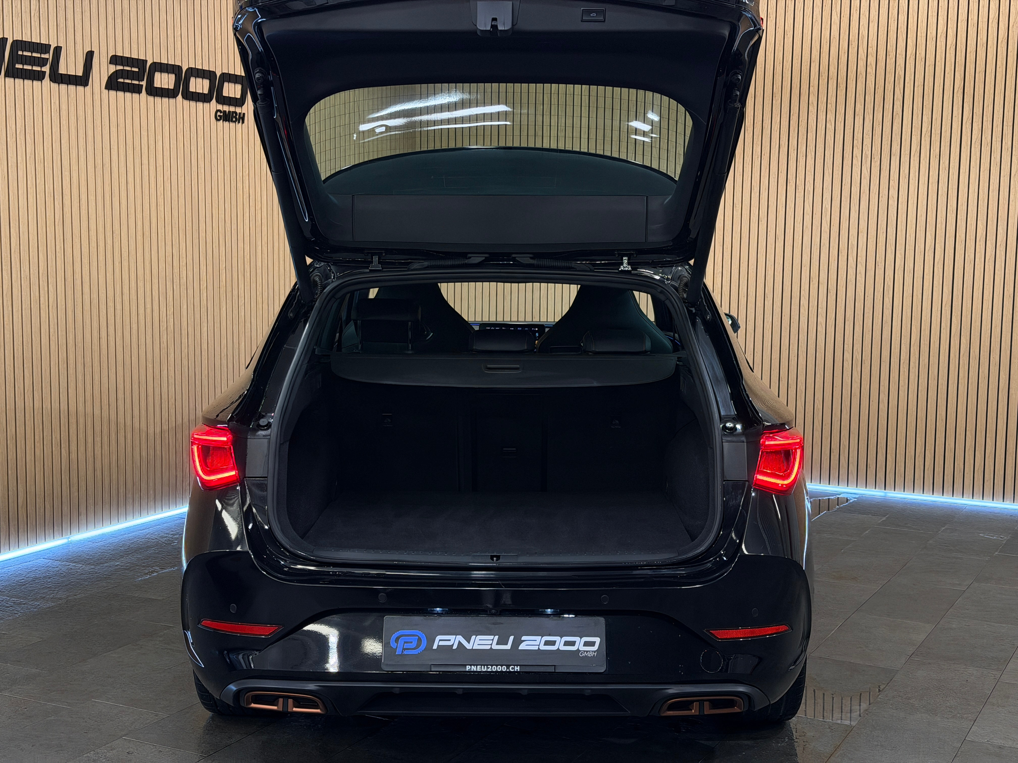 listing desktop thumbnail image 4