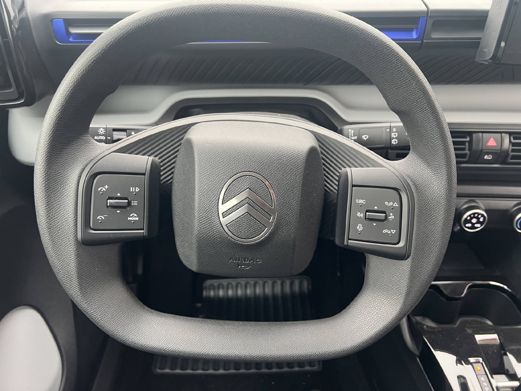 listing desktop thumbnail image 9