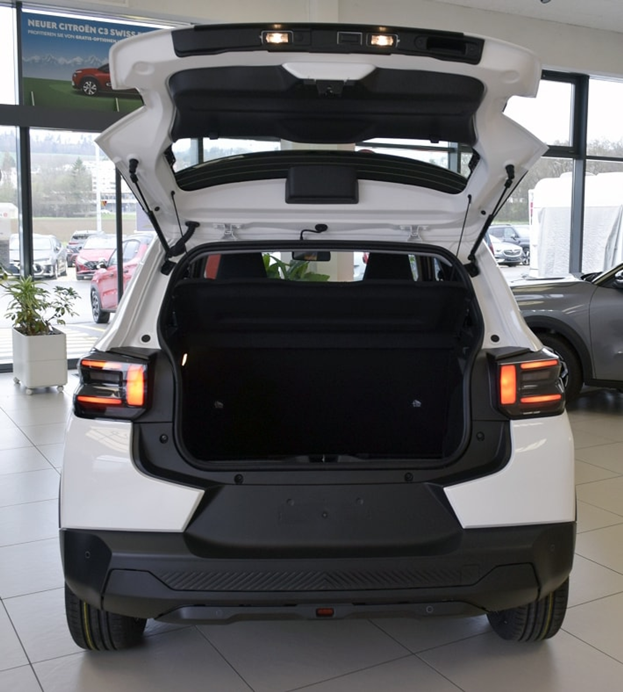 listing desktop thumbnail image 14