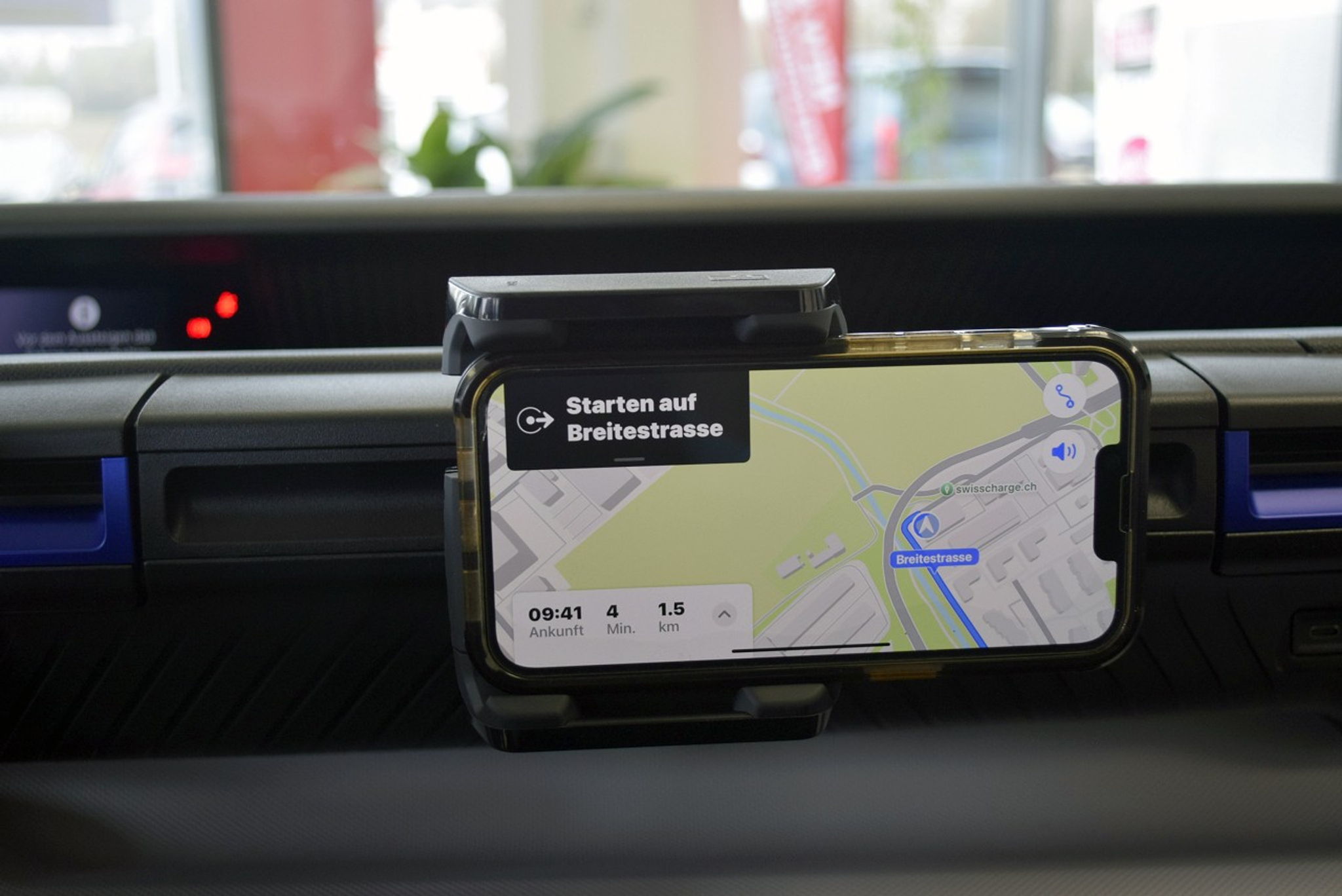 listing desktop thumbnail image 10