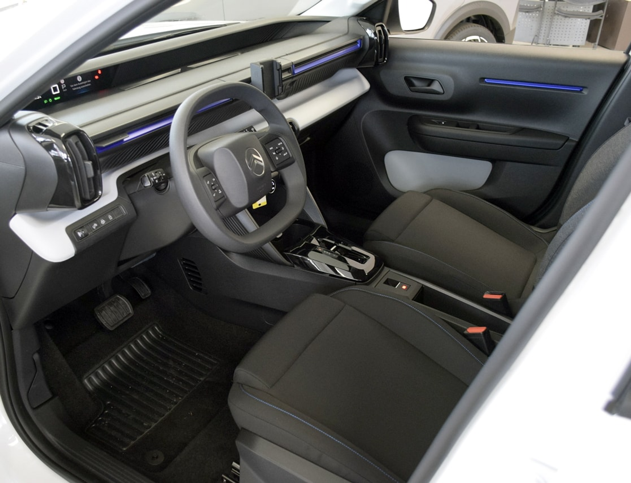 listing desktop thumbnail image 5