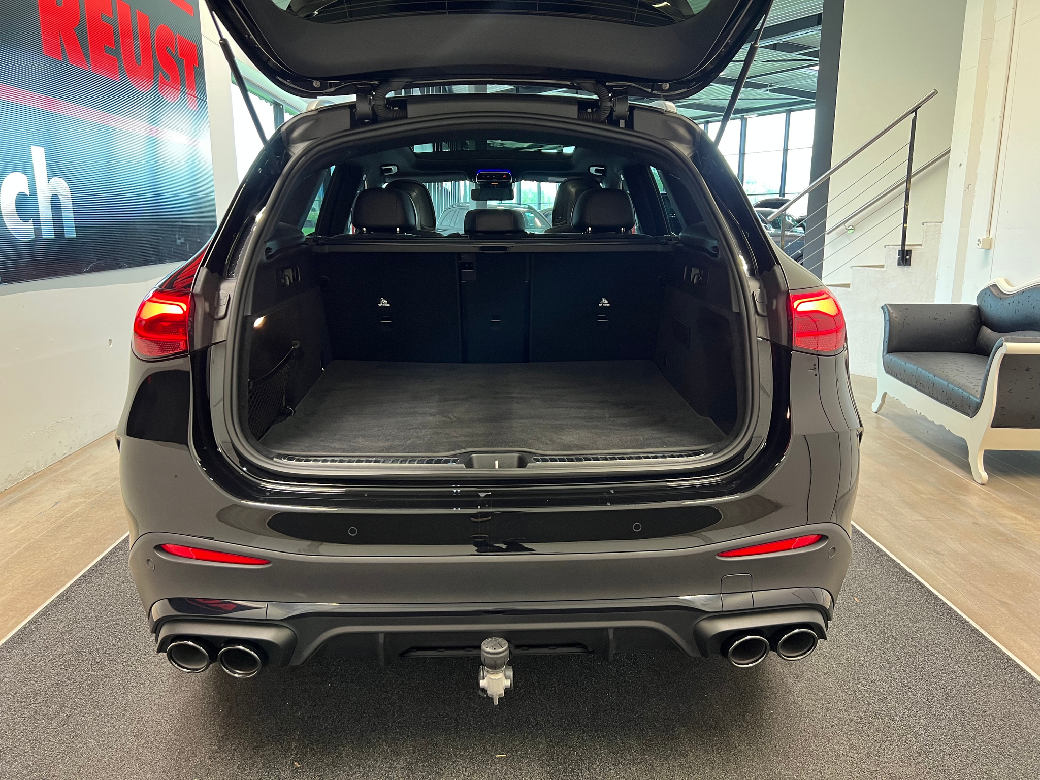 listing desktop thumbnail image 10