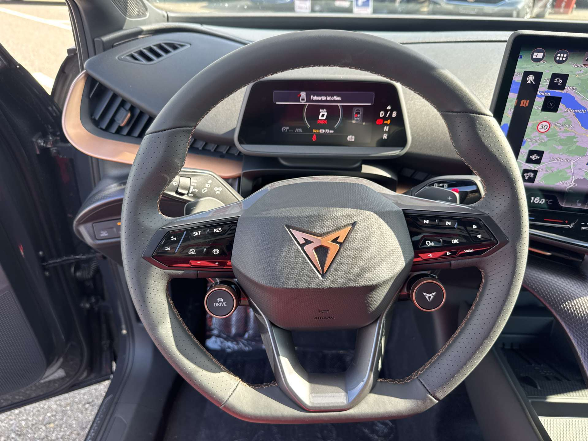 listing desktop thumbnail image 15