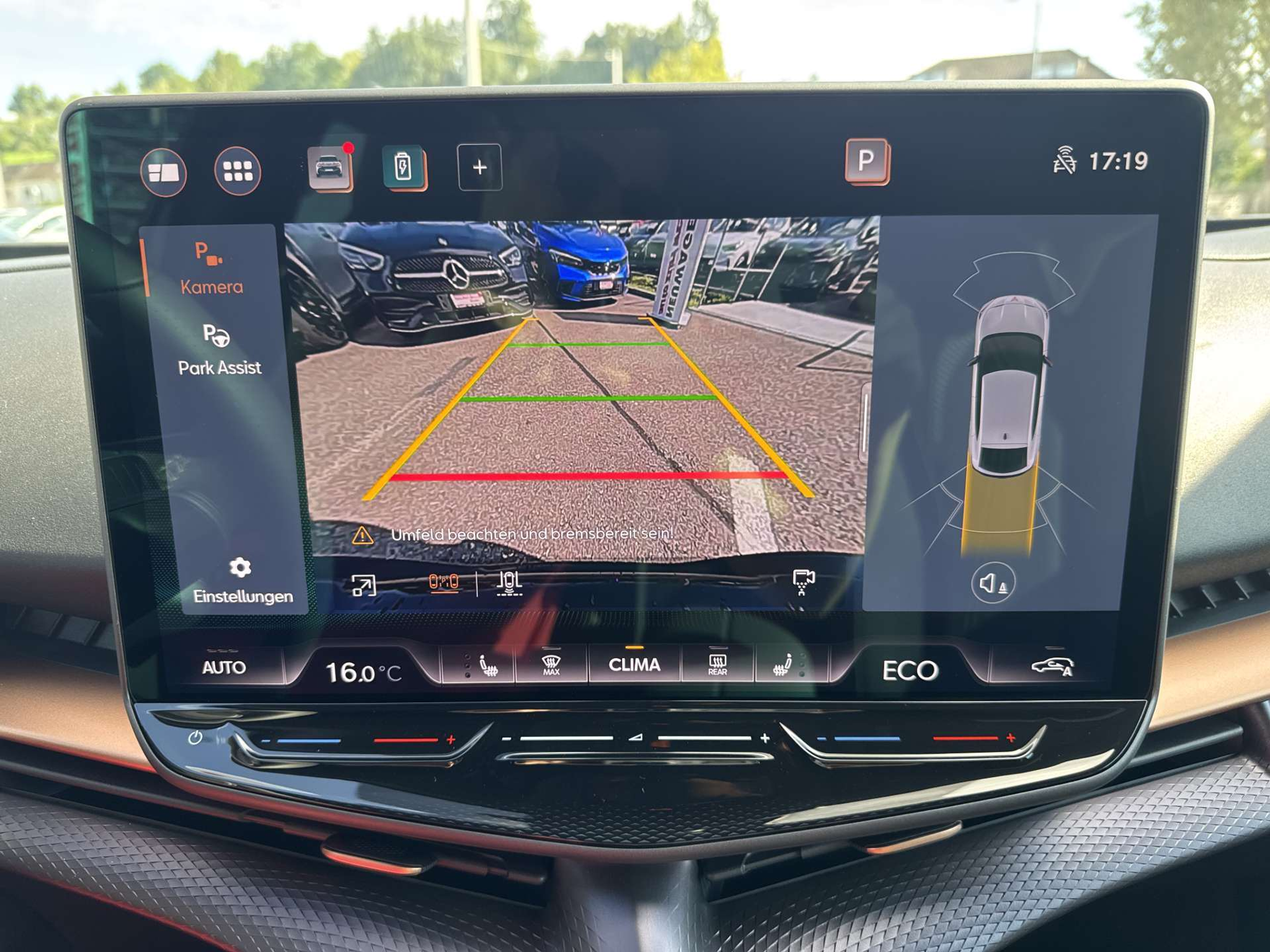 listing desktop thumbnail image 9