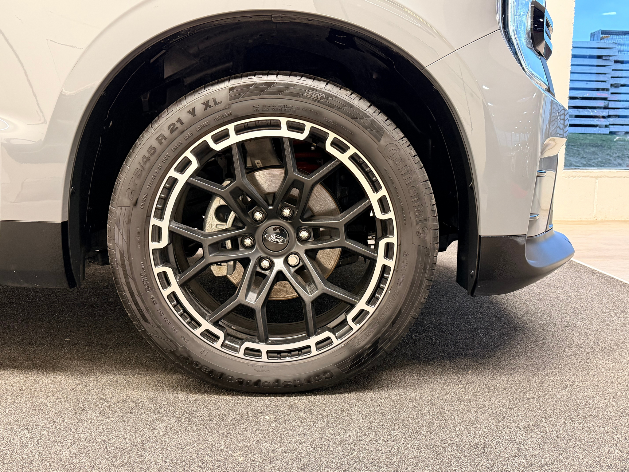 listing desktop thumbnail image 6