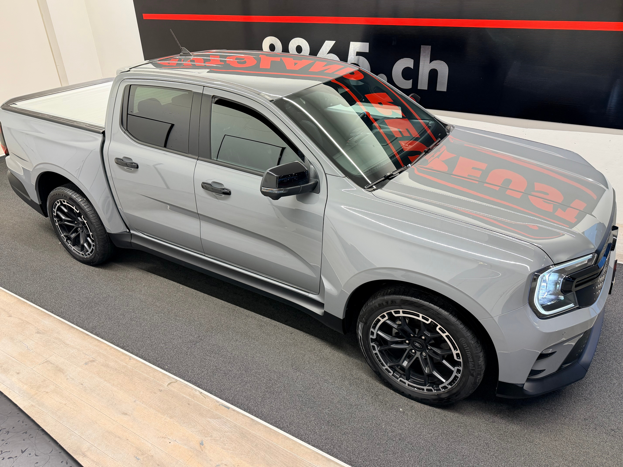 listing desktop thumbnail image 5