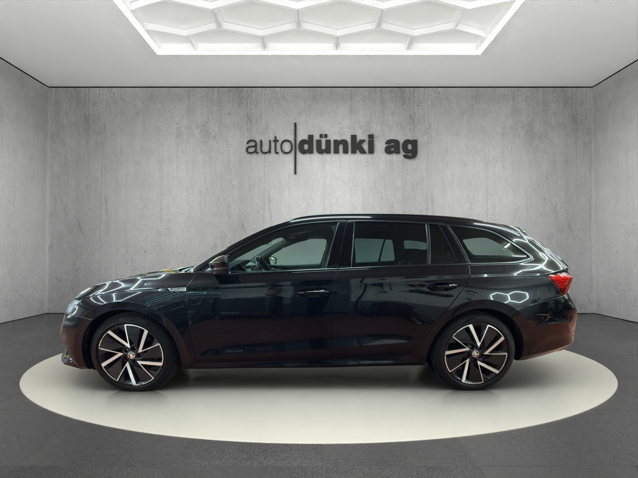 listing desktop thumbnail image 1