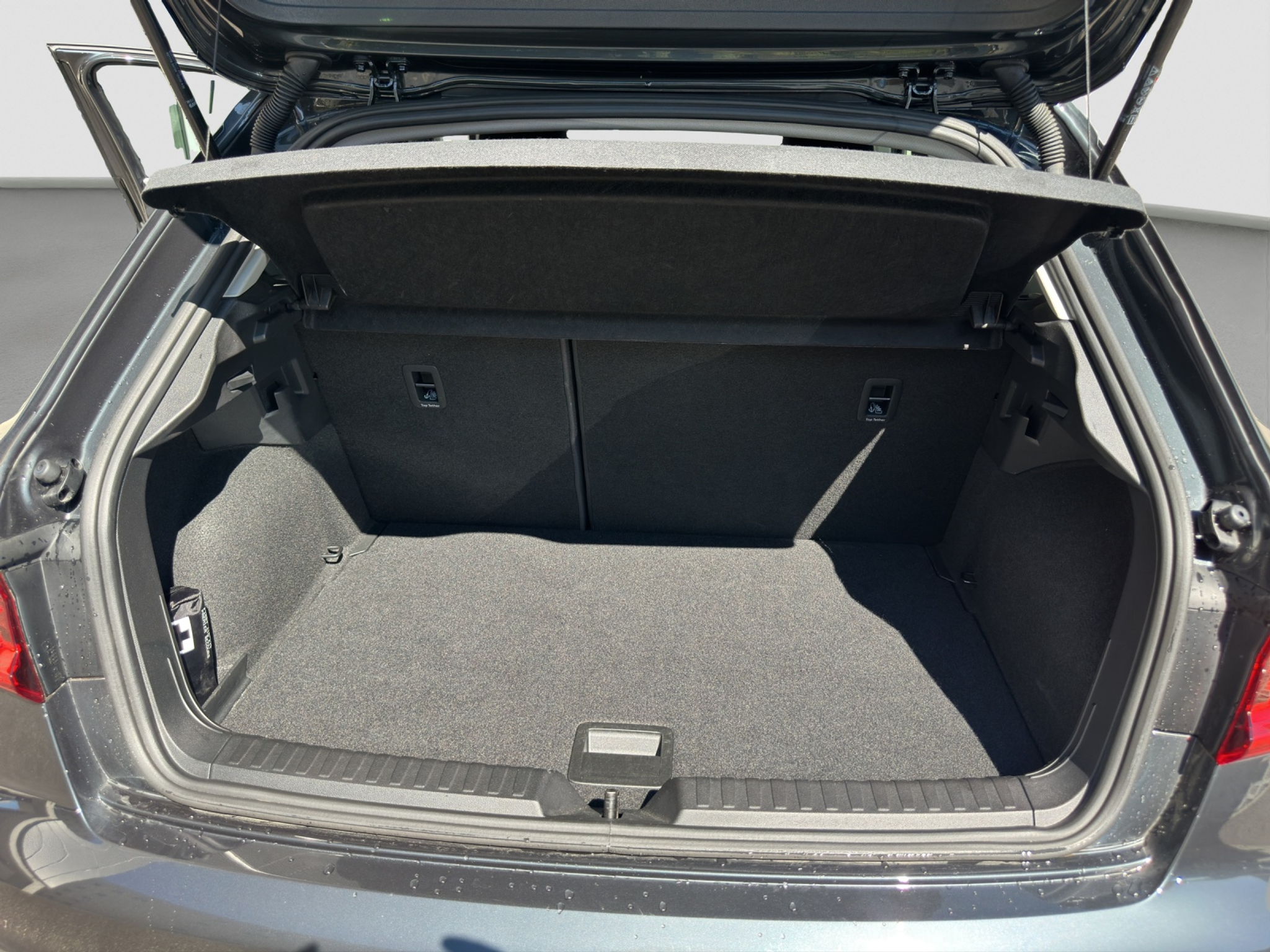 listing desktop thumbnail image 9