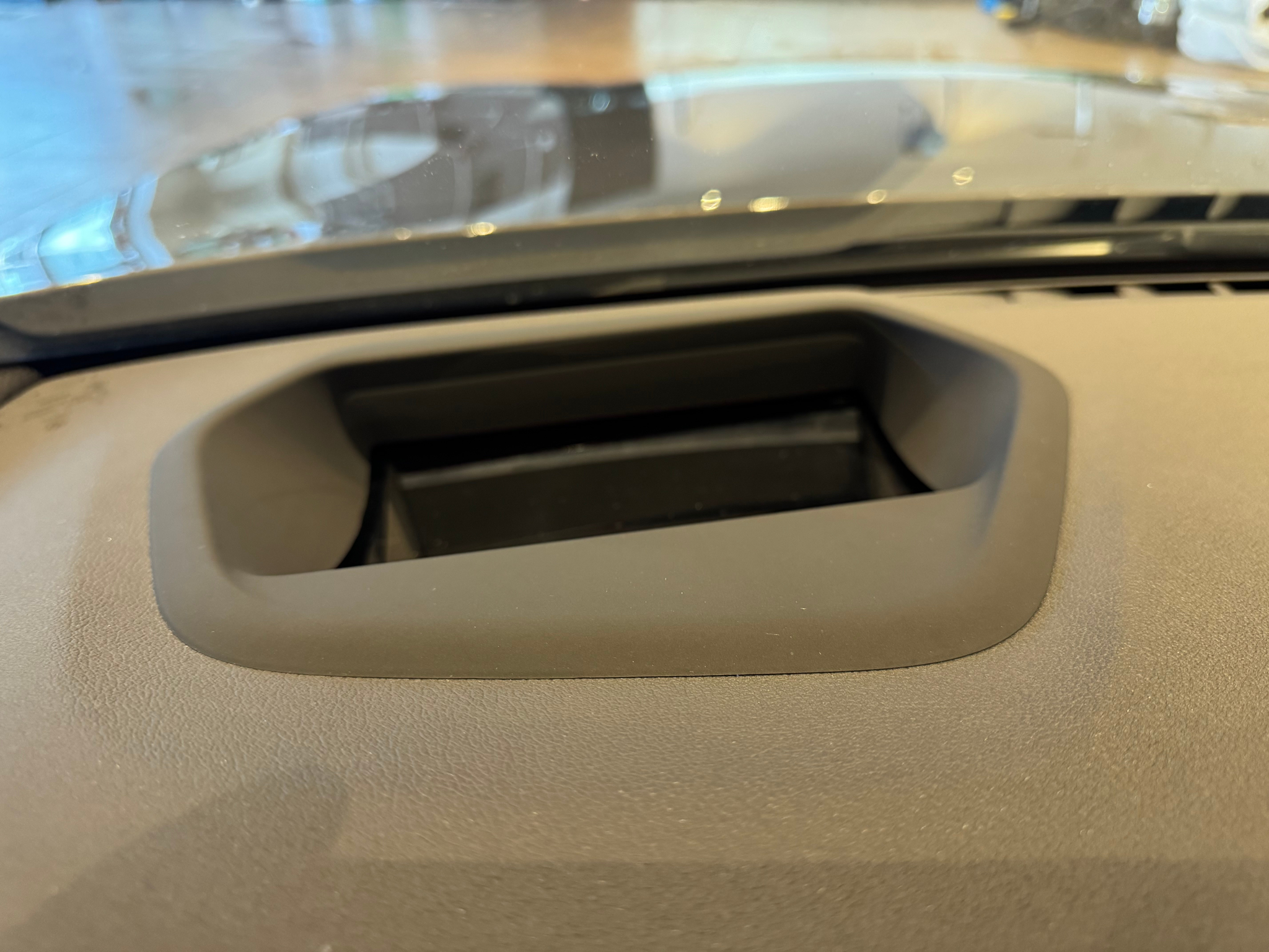 listing desktop thumbnail image 17