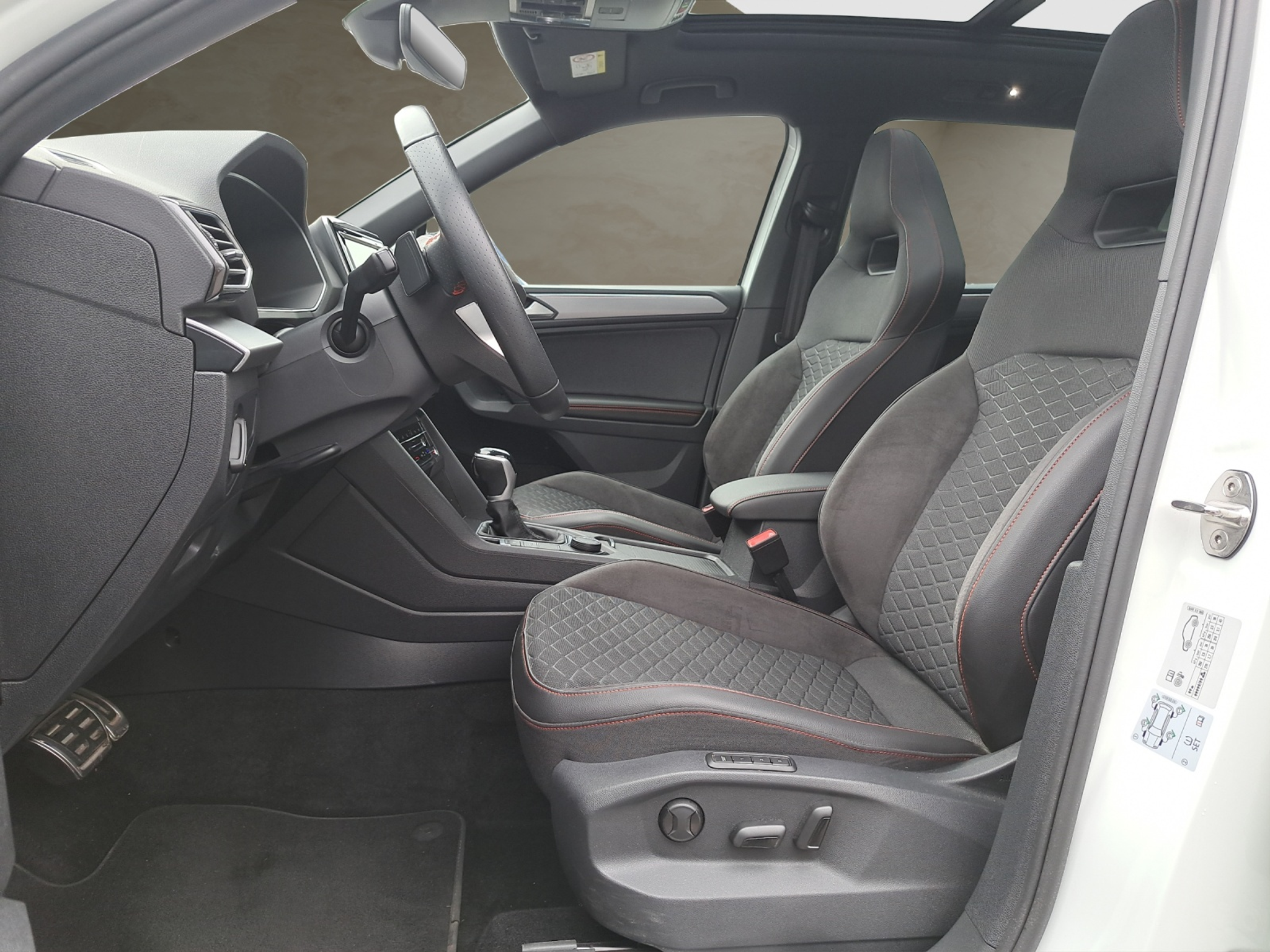 listing desktop thumbnail image 9