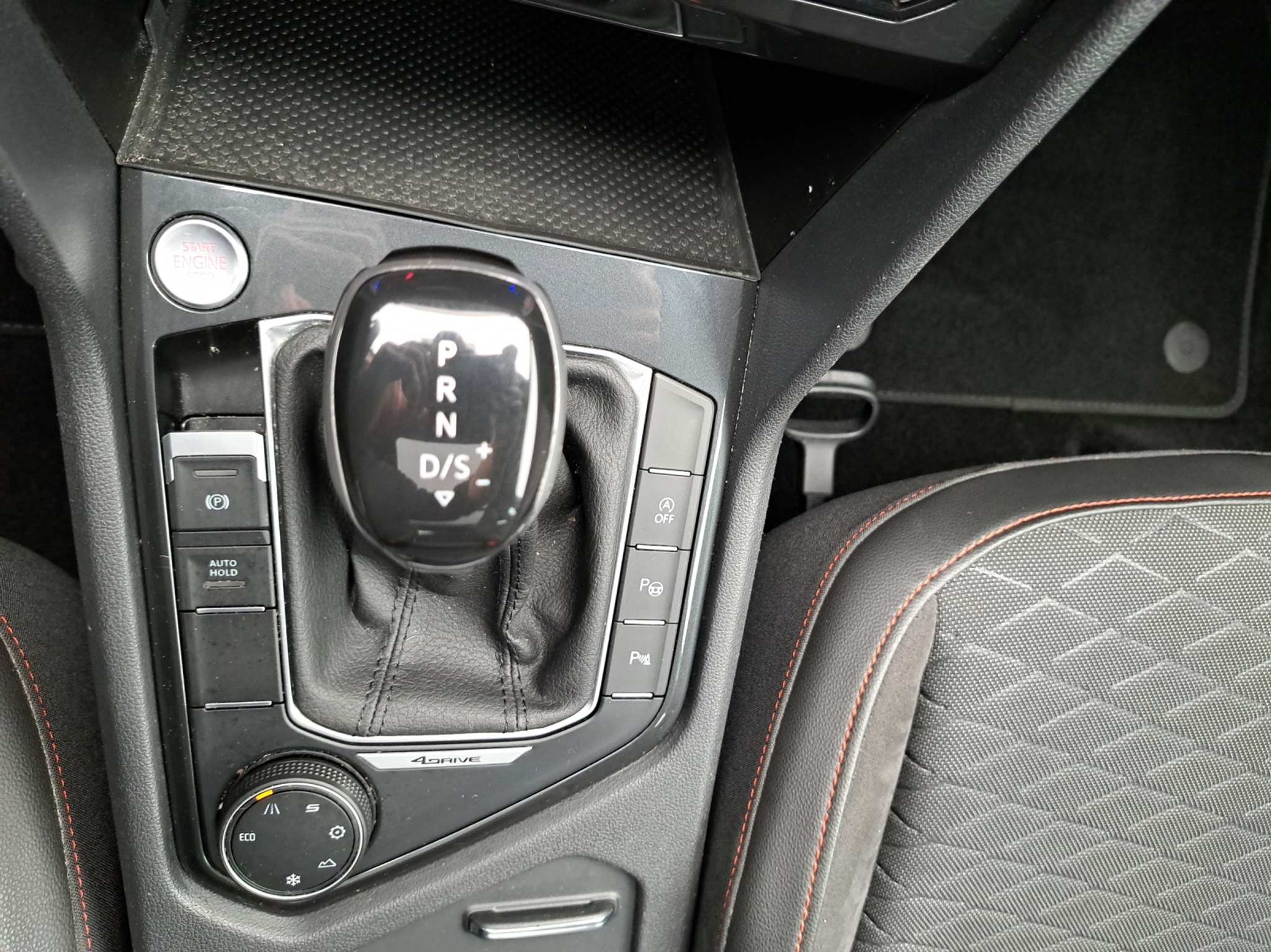 listing desktop thumbnail image 12