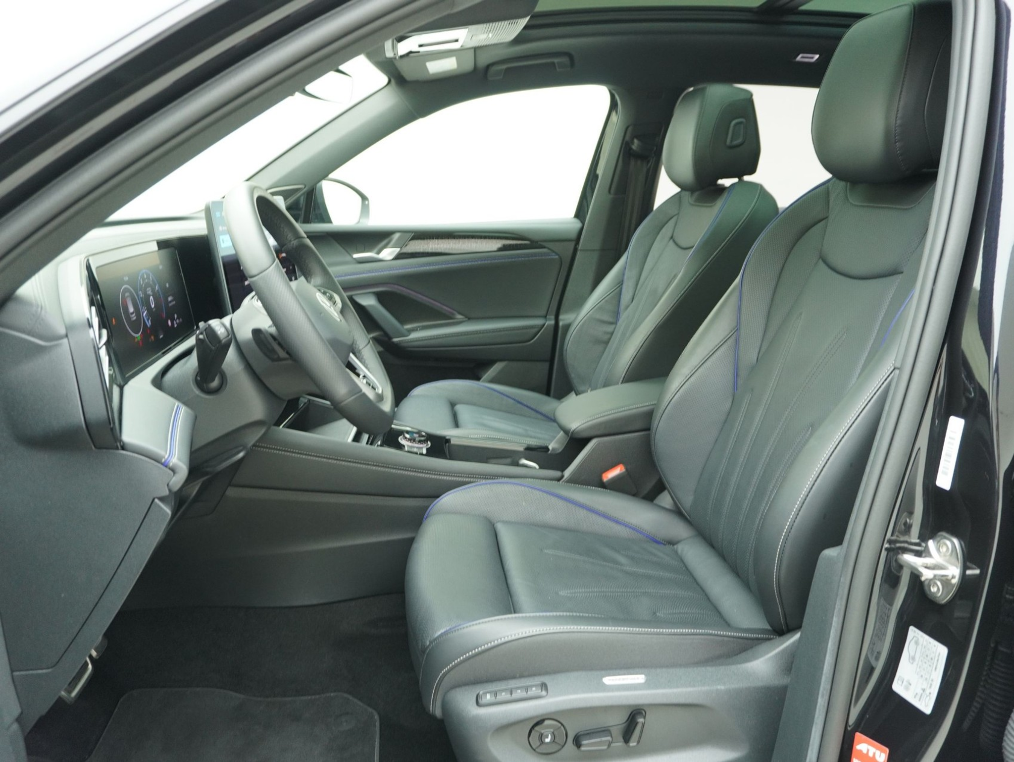 listing desktop thumbnail image 8