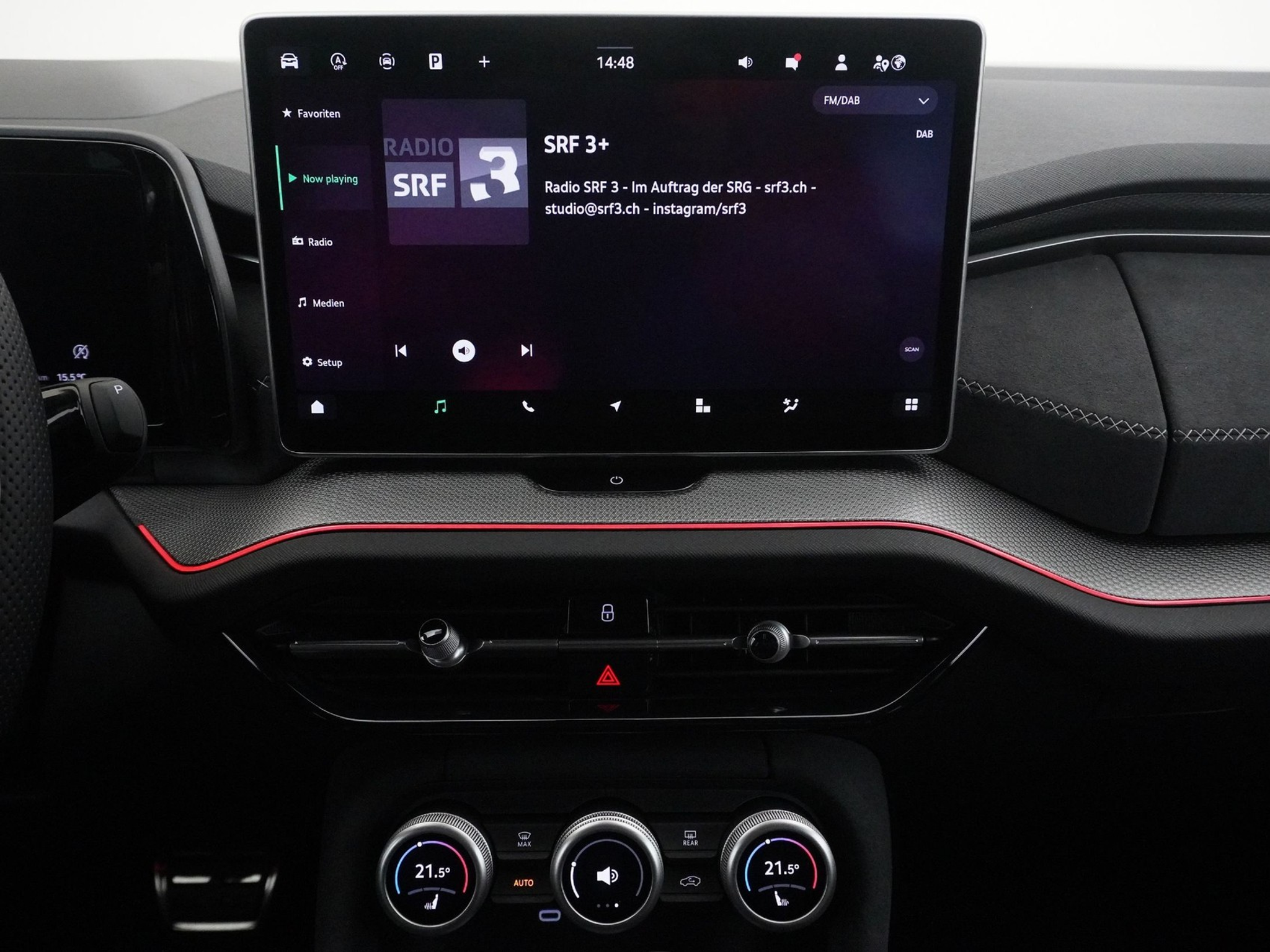 listing desktop thumbnail image 19