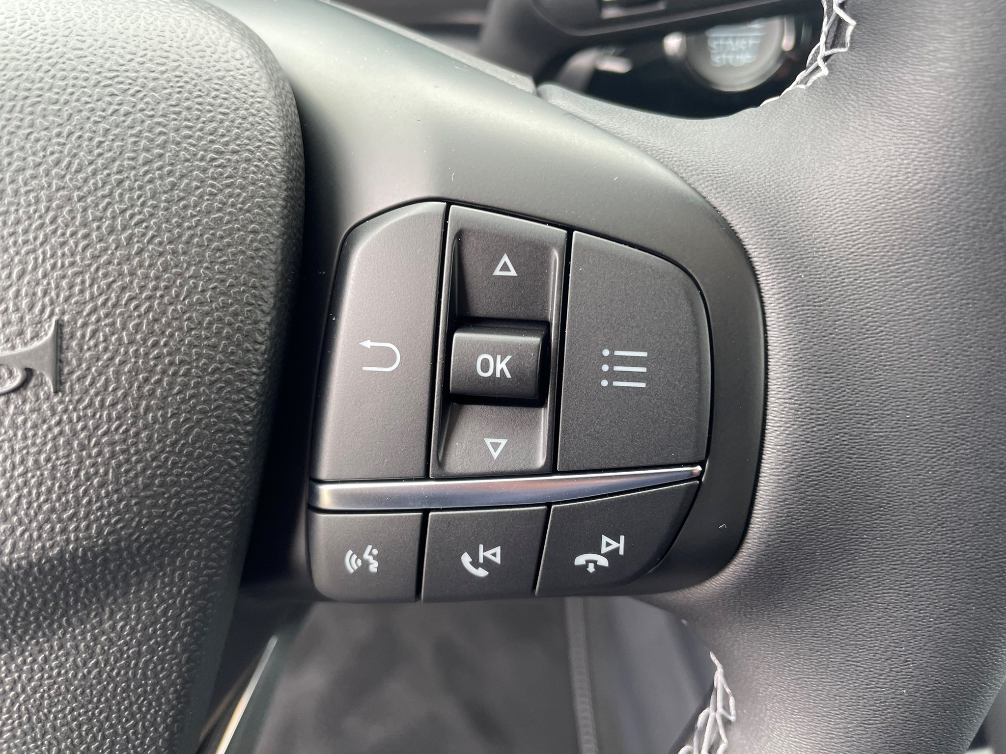 listing desktop thumbnail image 16