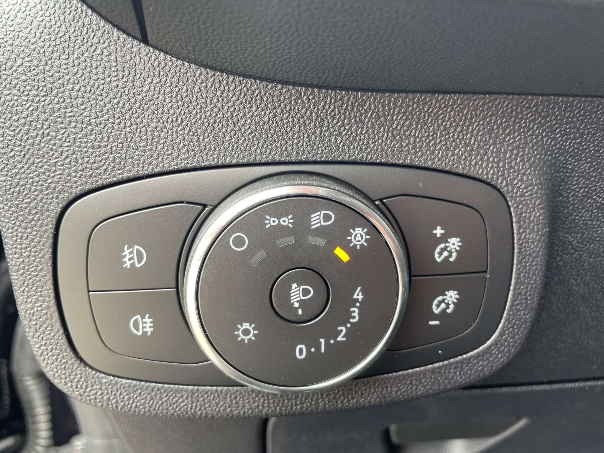 listing desktop thumbnail image 19