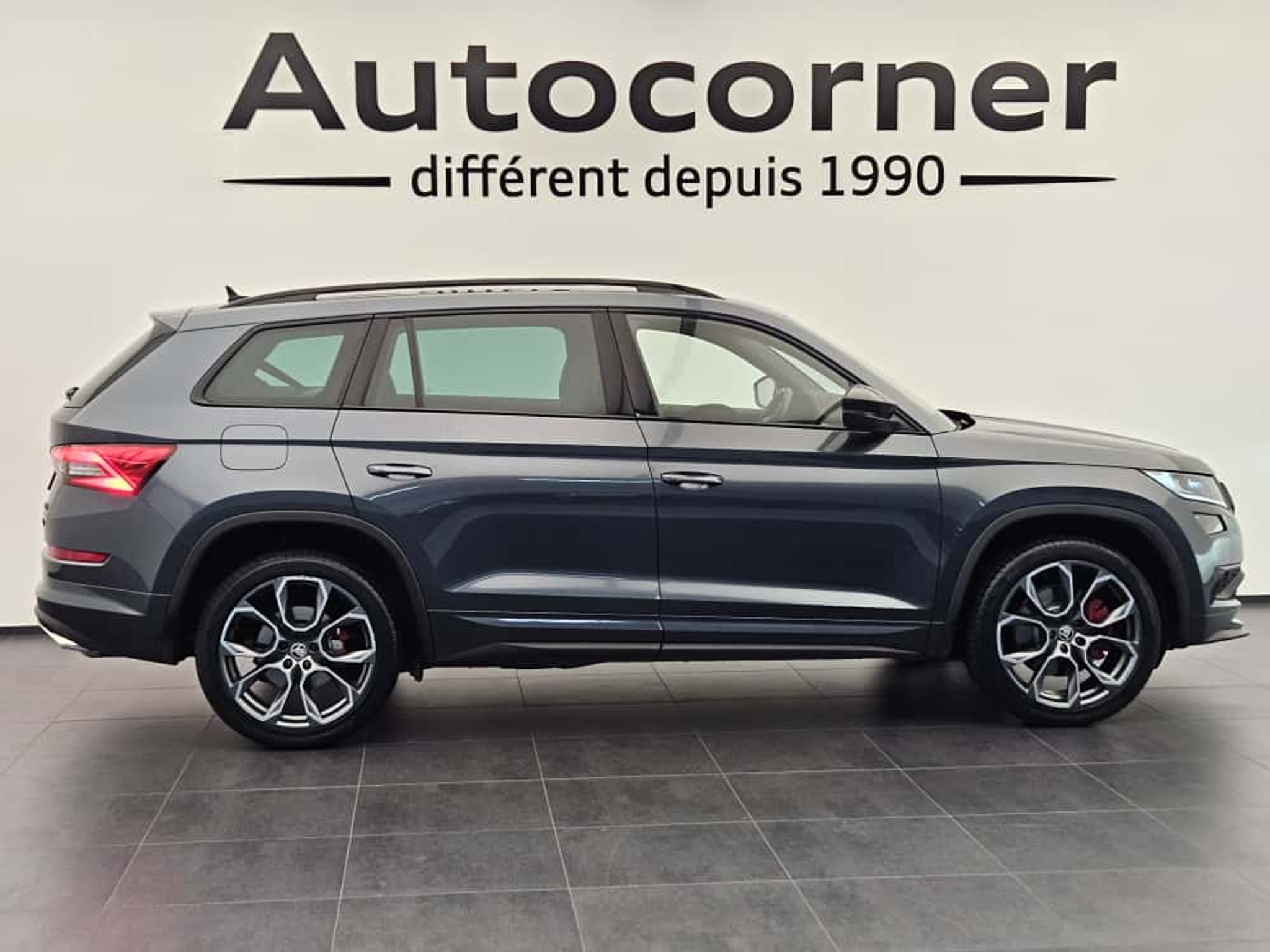 listing desktop thumbnail image 5