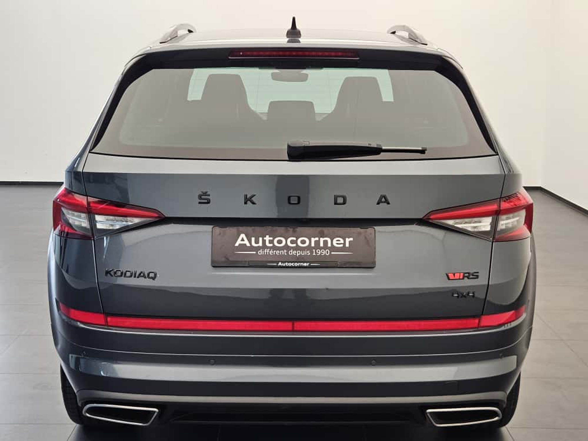 listing desktop thumbnail image 7