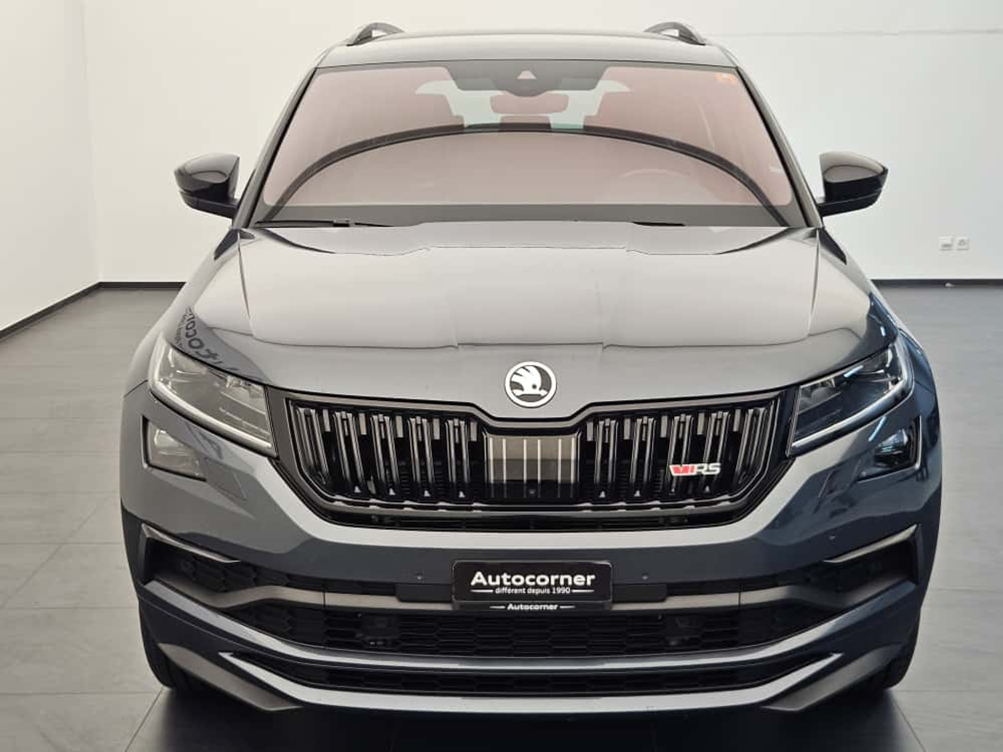 listing desktop thumbnail image 2