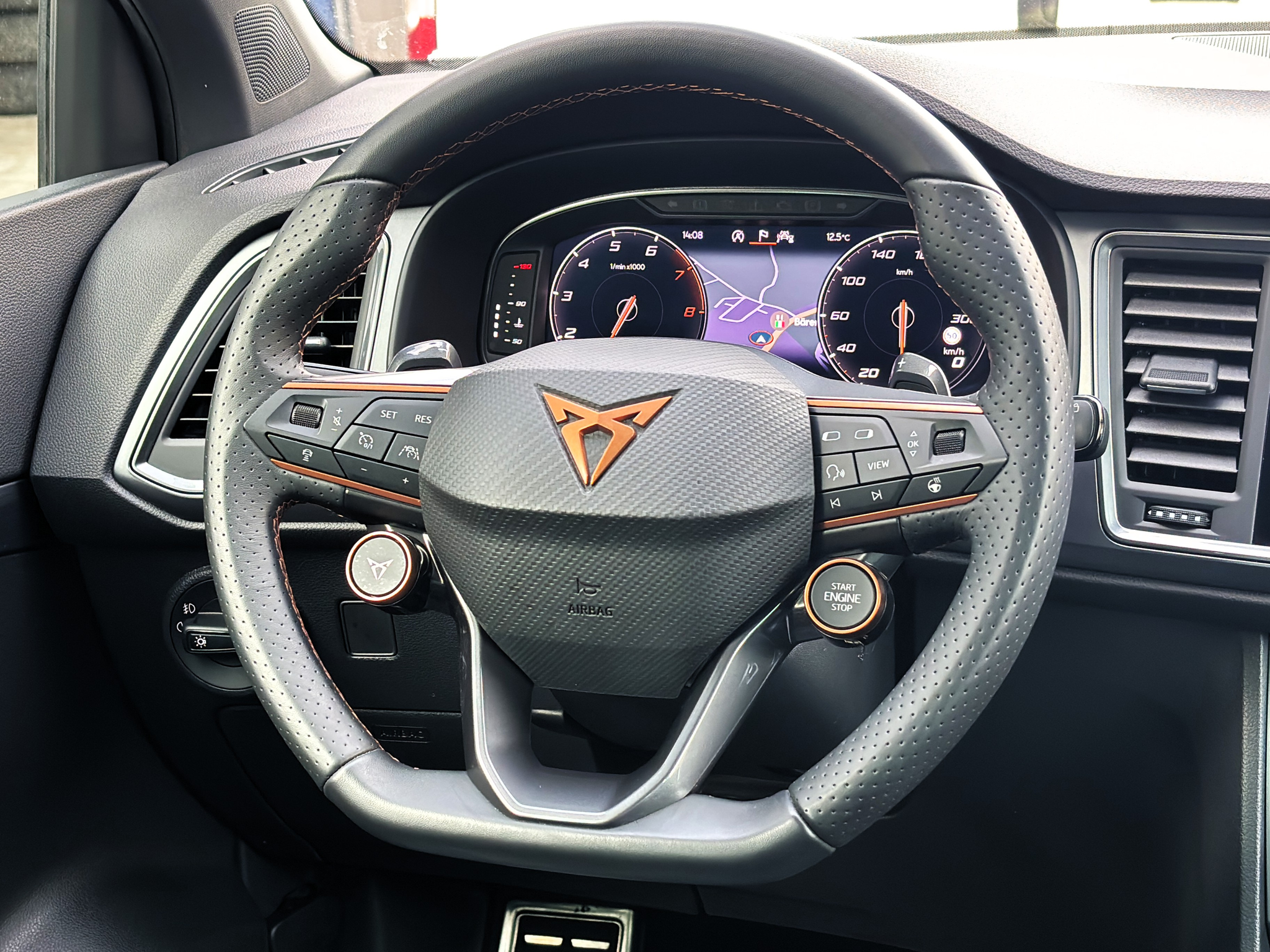 listing desktop thumbnail image 13