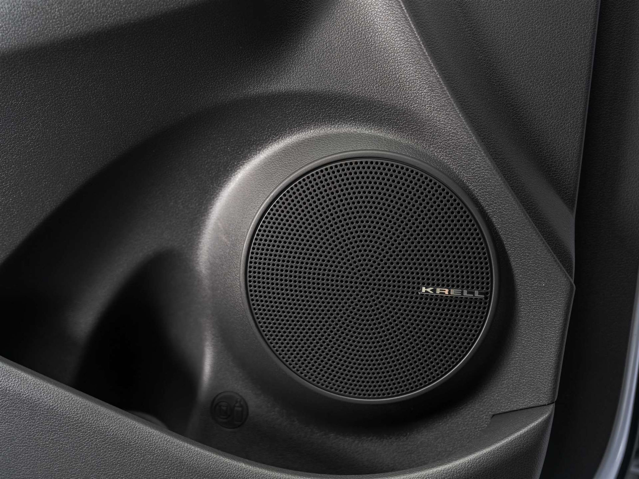 listing desktop thumbnail image 35