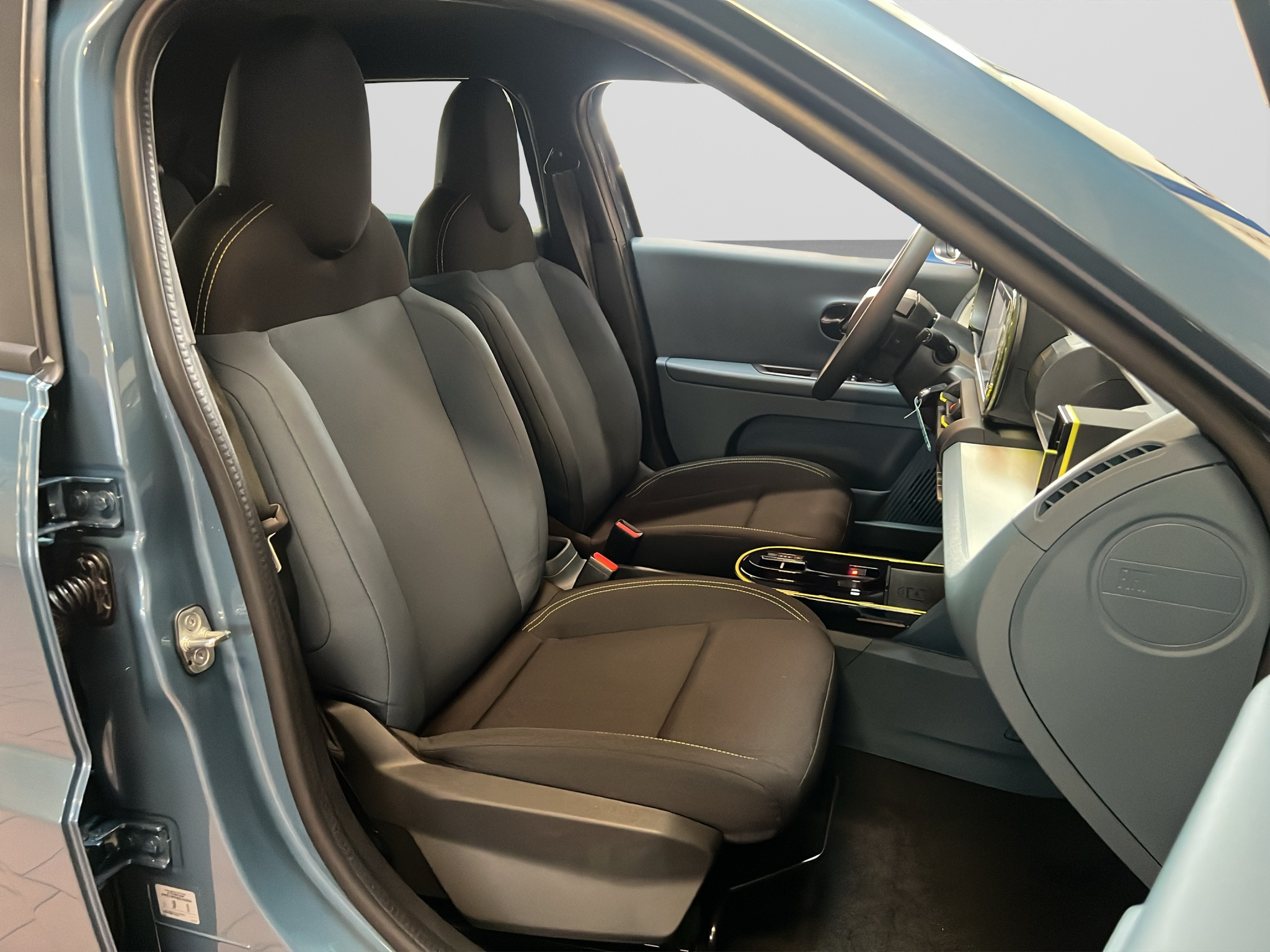 listing desktop thumbnail image 11