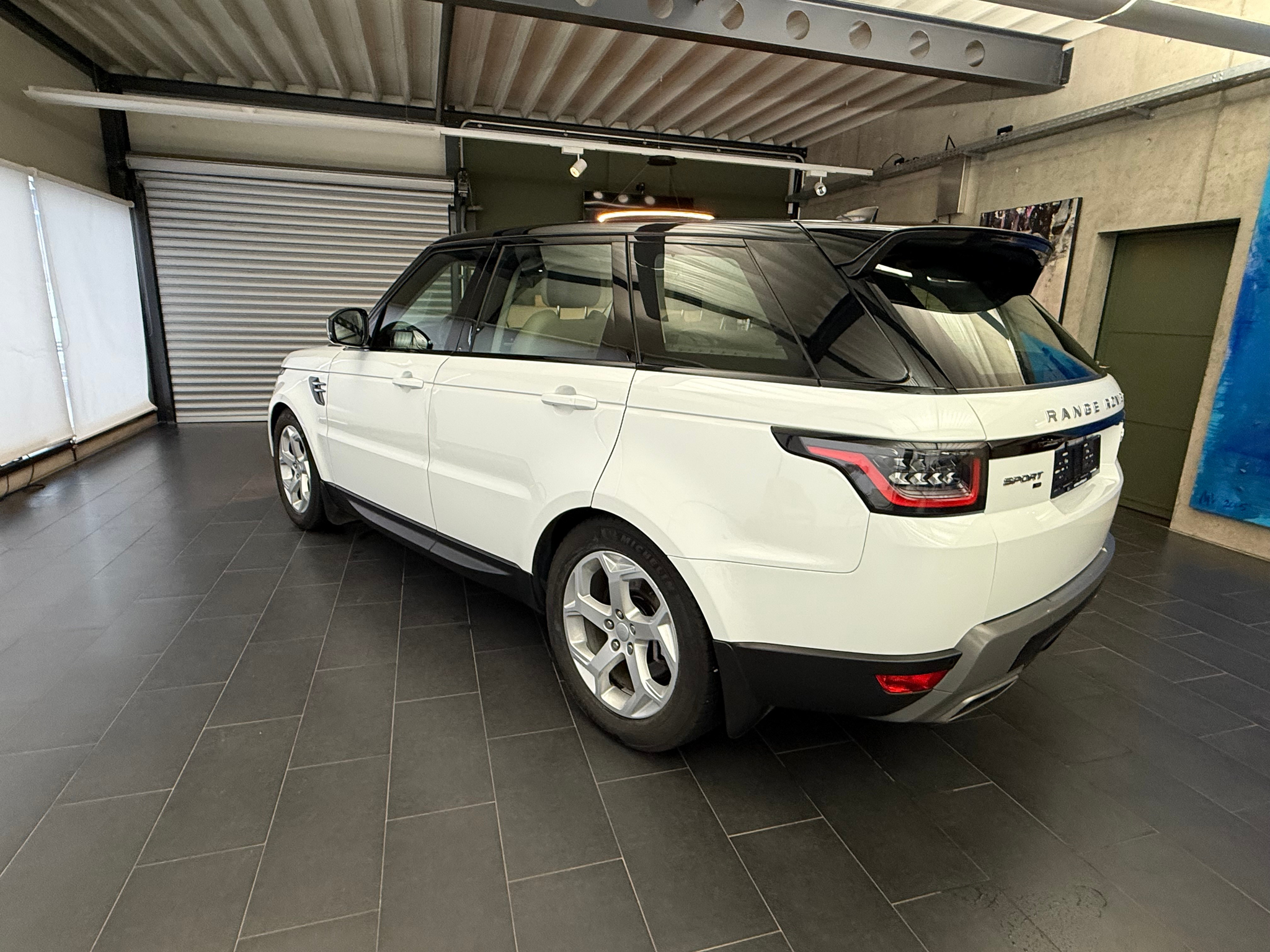 listing desktop thumbnail image 19