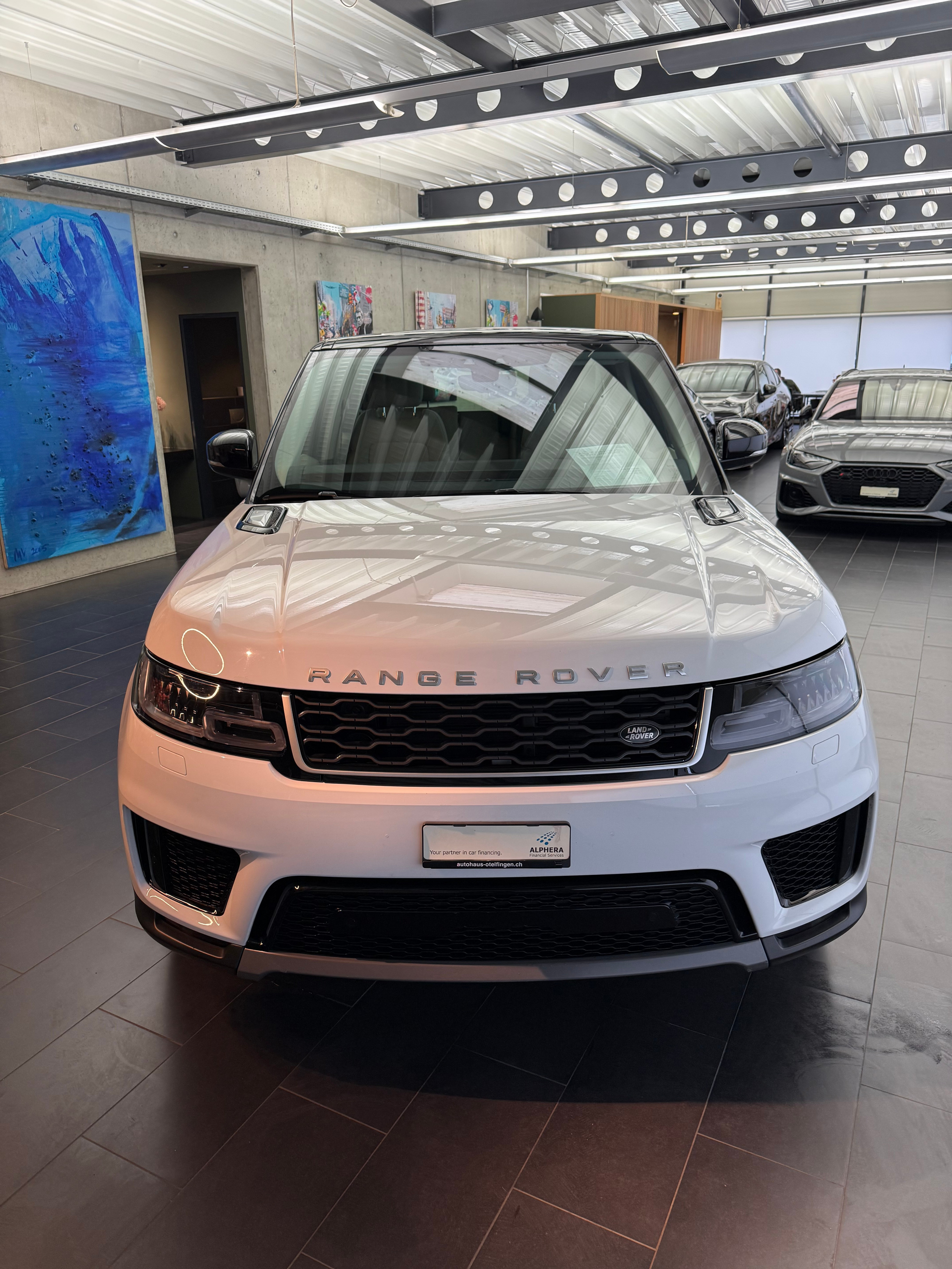 listing desktop thumbnail image 3