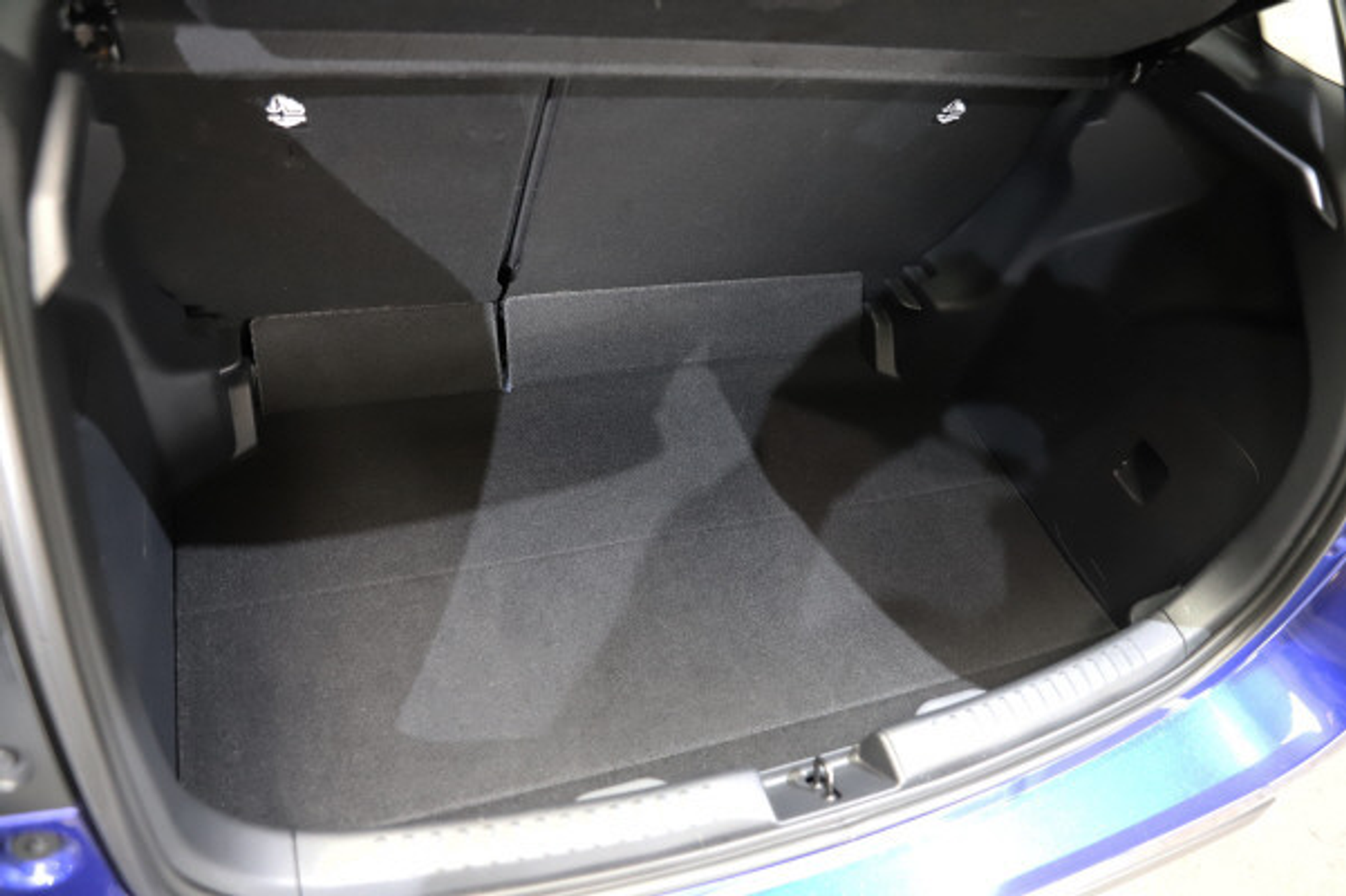 listing desktop thumbnail image 11