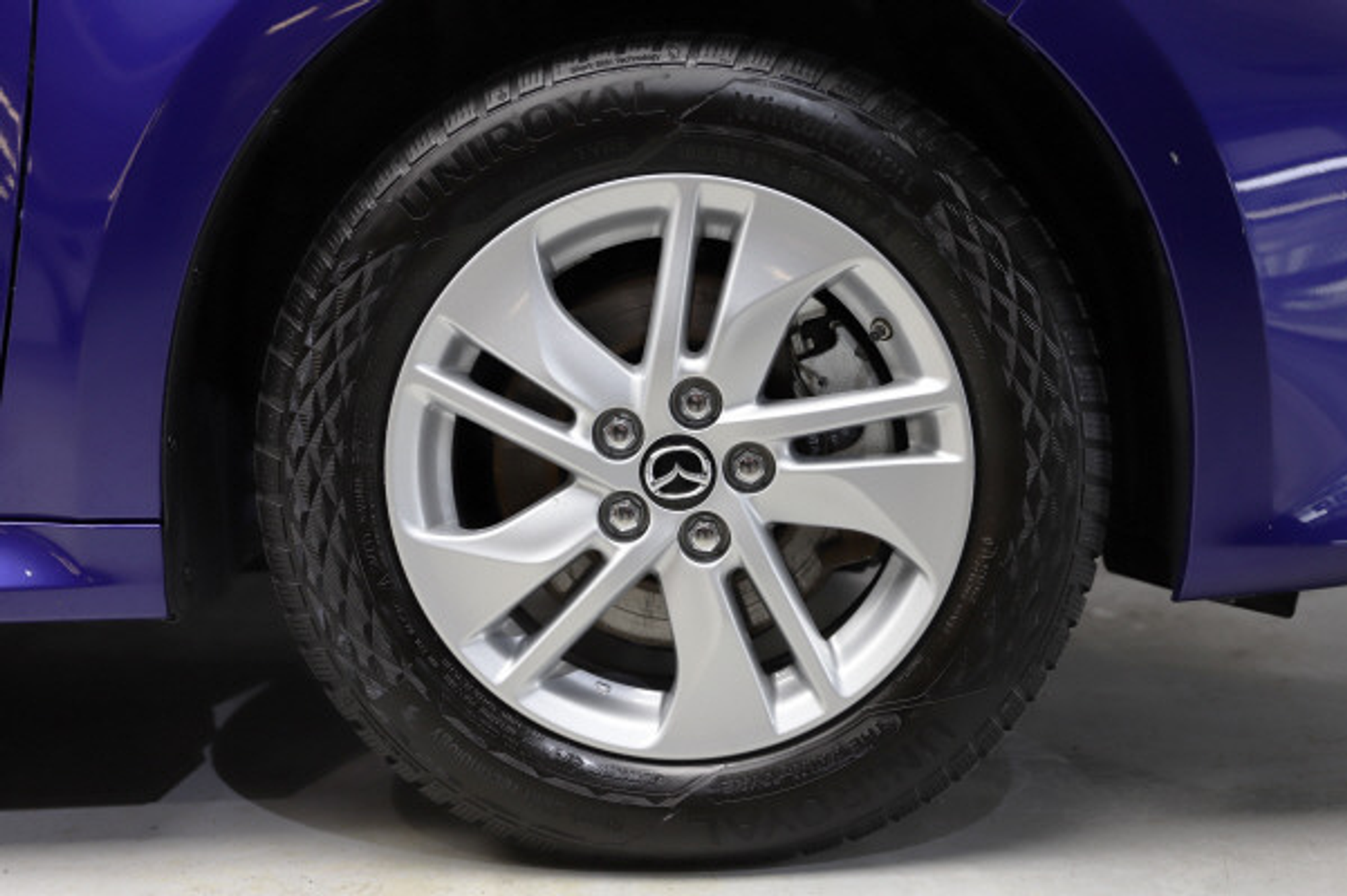 listing desktop thumbnail image 12