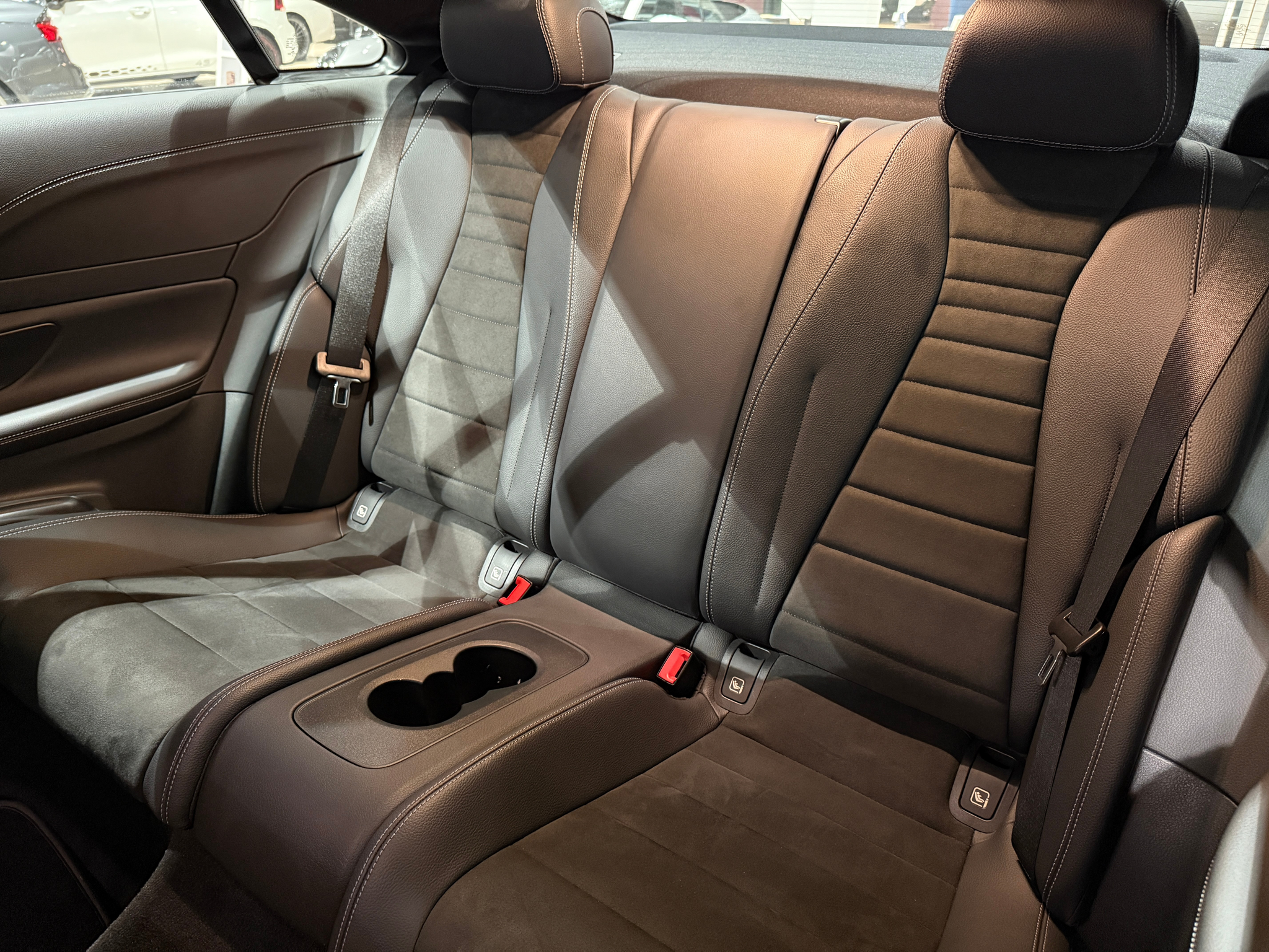 listing desktop thumbnail image 13