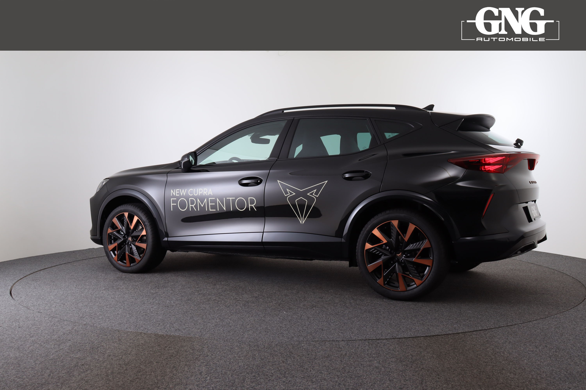 listing desktop thumbnail image 3