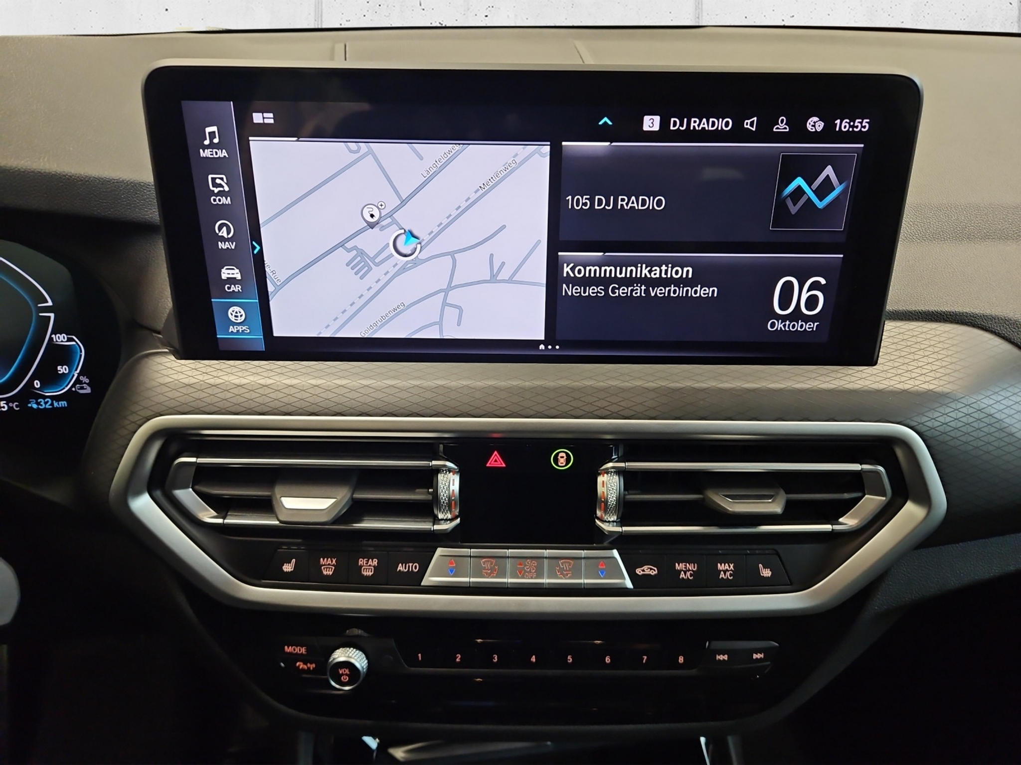 listing desktop thumbnail image 12