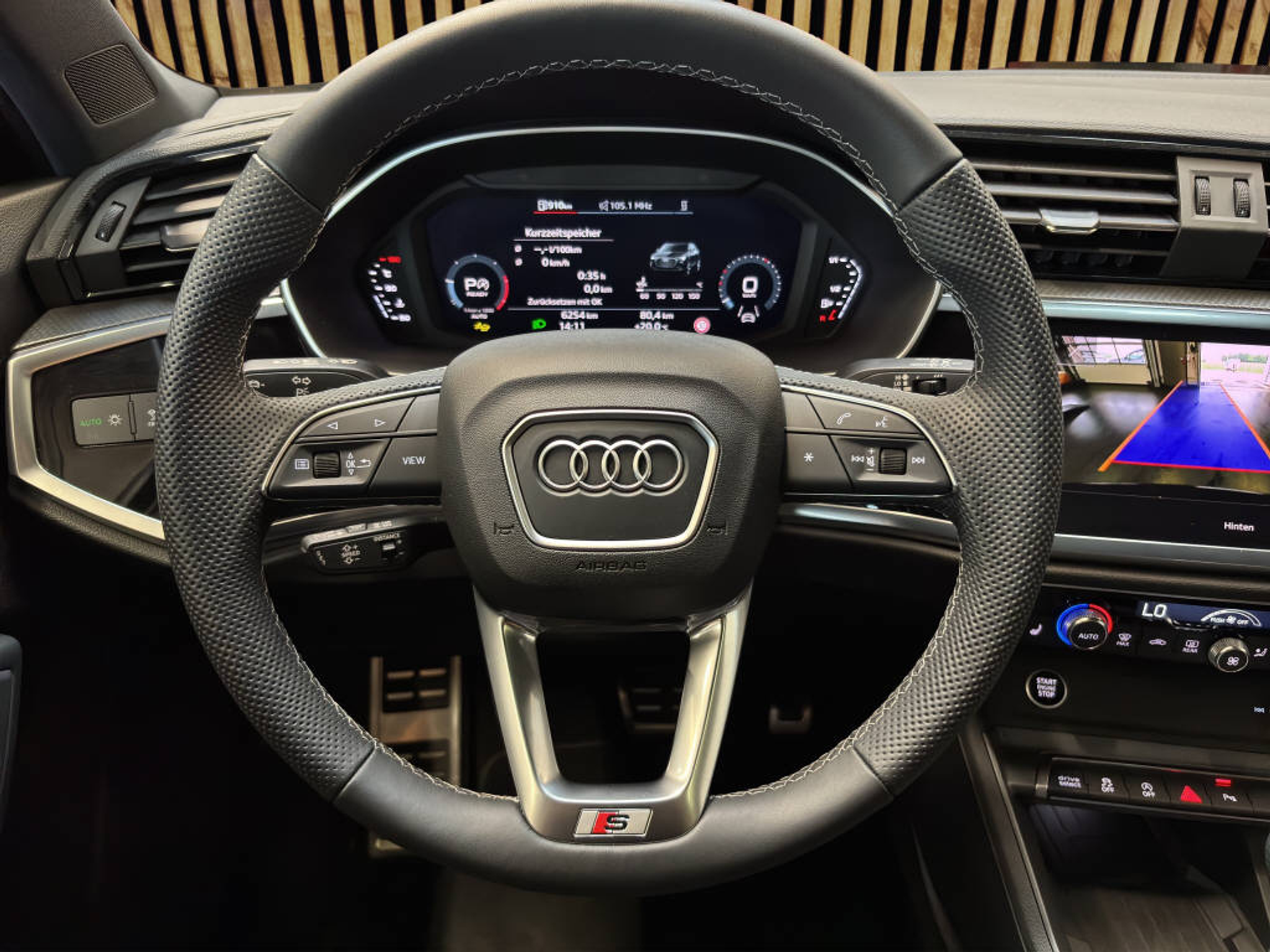 listing desktop thumbnail image 8