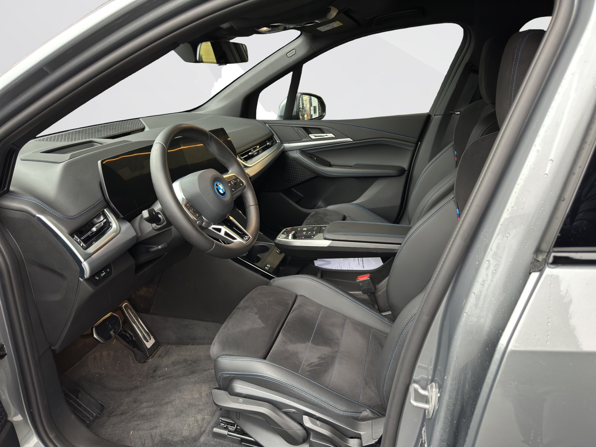 listing desktop thumbnail image 8