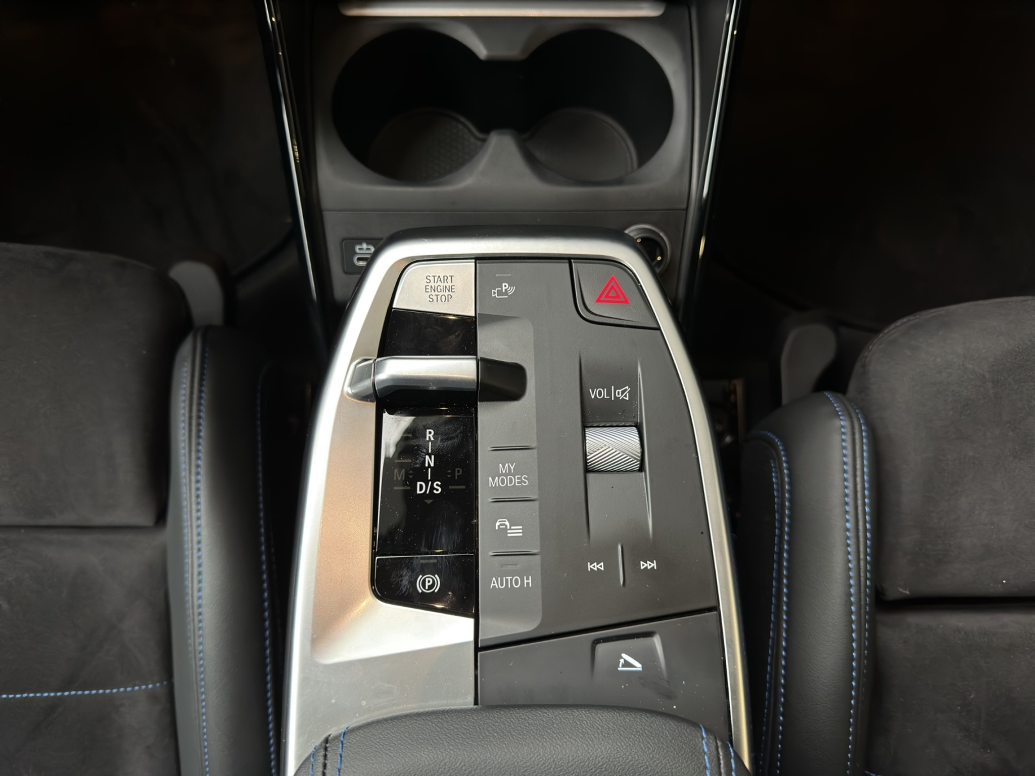 listing desktop thumbnail image 11