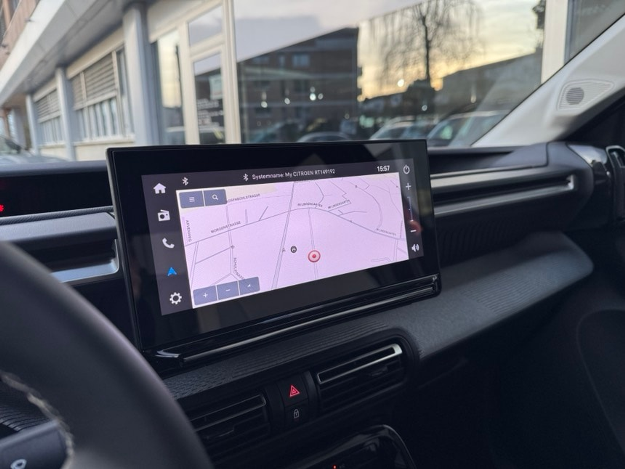 listing desktop thumbnail image 13