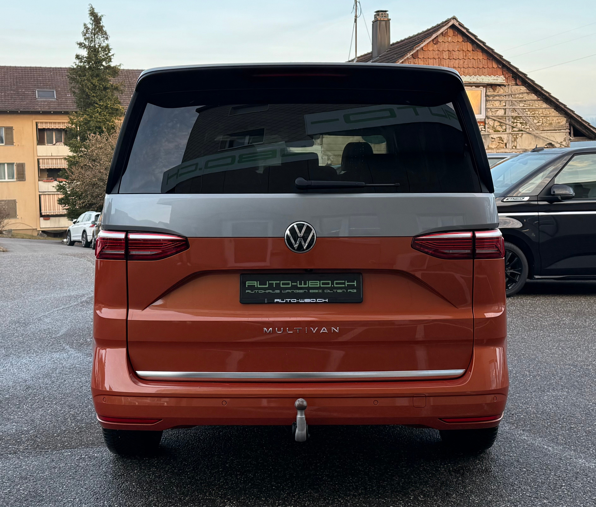 listing desktop thumbnail image 5