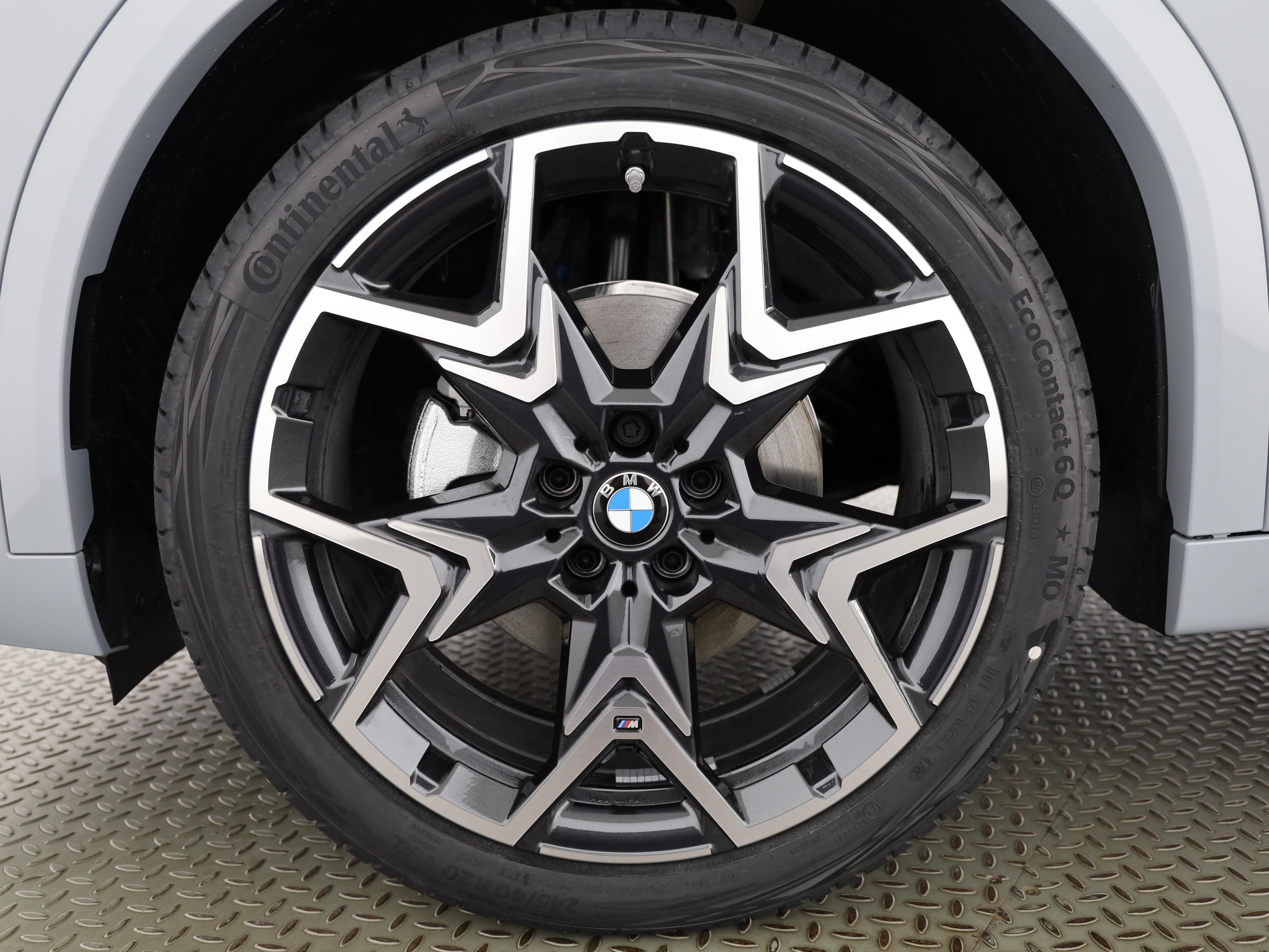 listing desktop thumbnail image 19