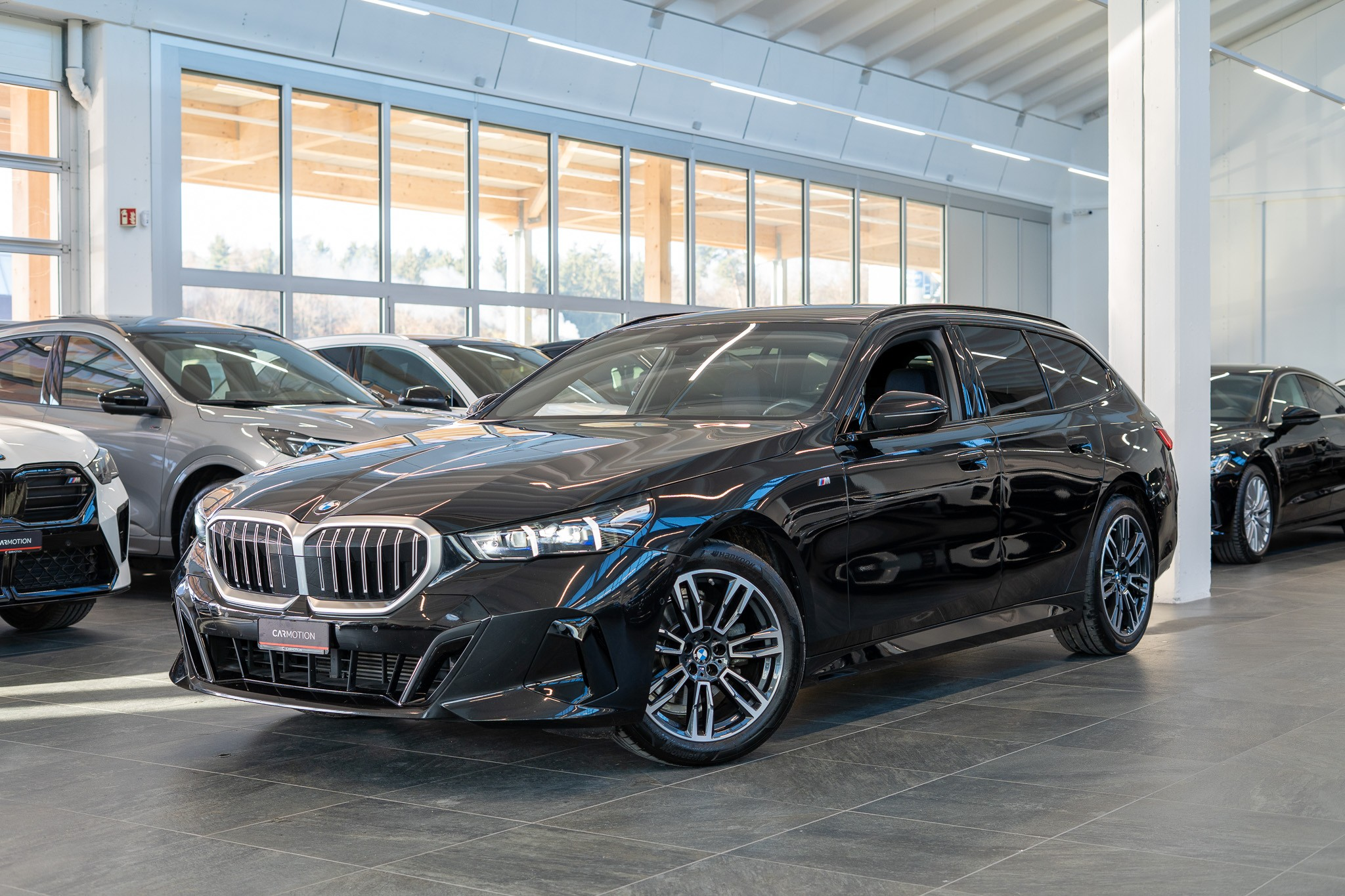 listing desktop thumbnail image 0