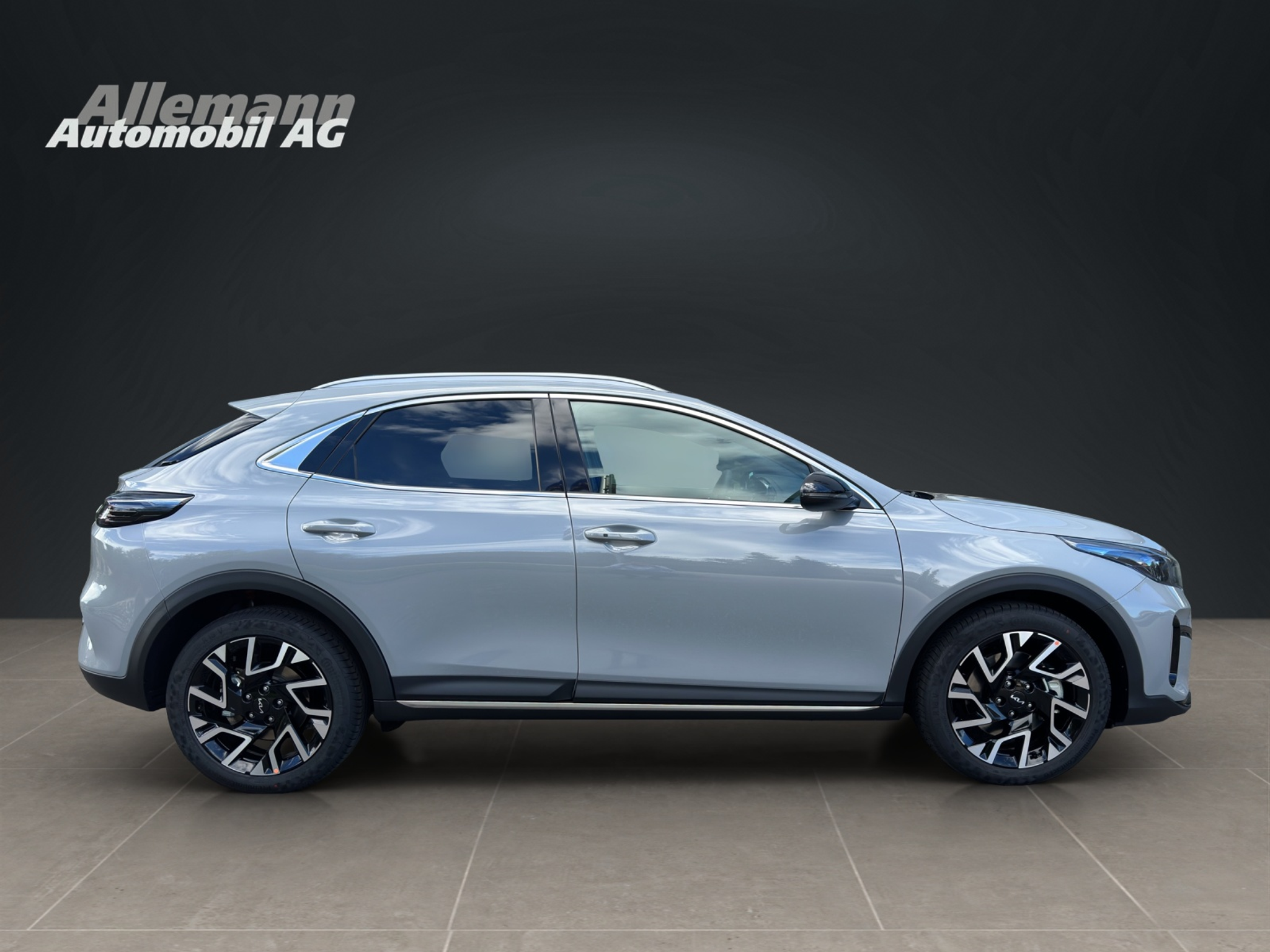 listing desktop thumbnail image 6