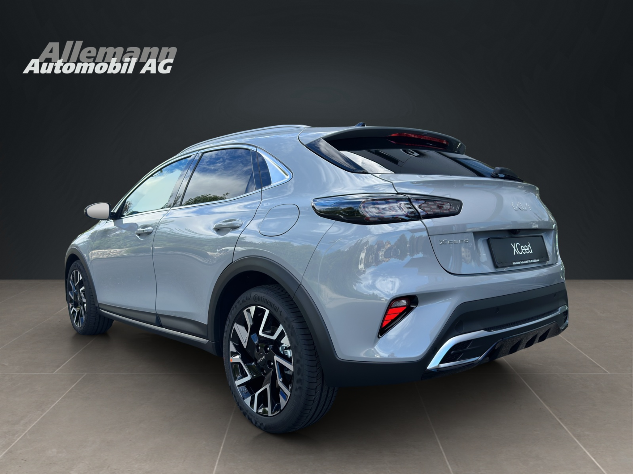 listing desktop thumbnail image 3