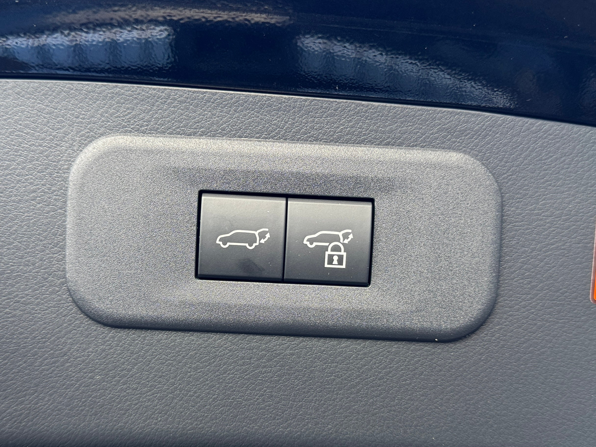 listing desktop thumbnail image 8