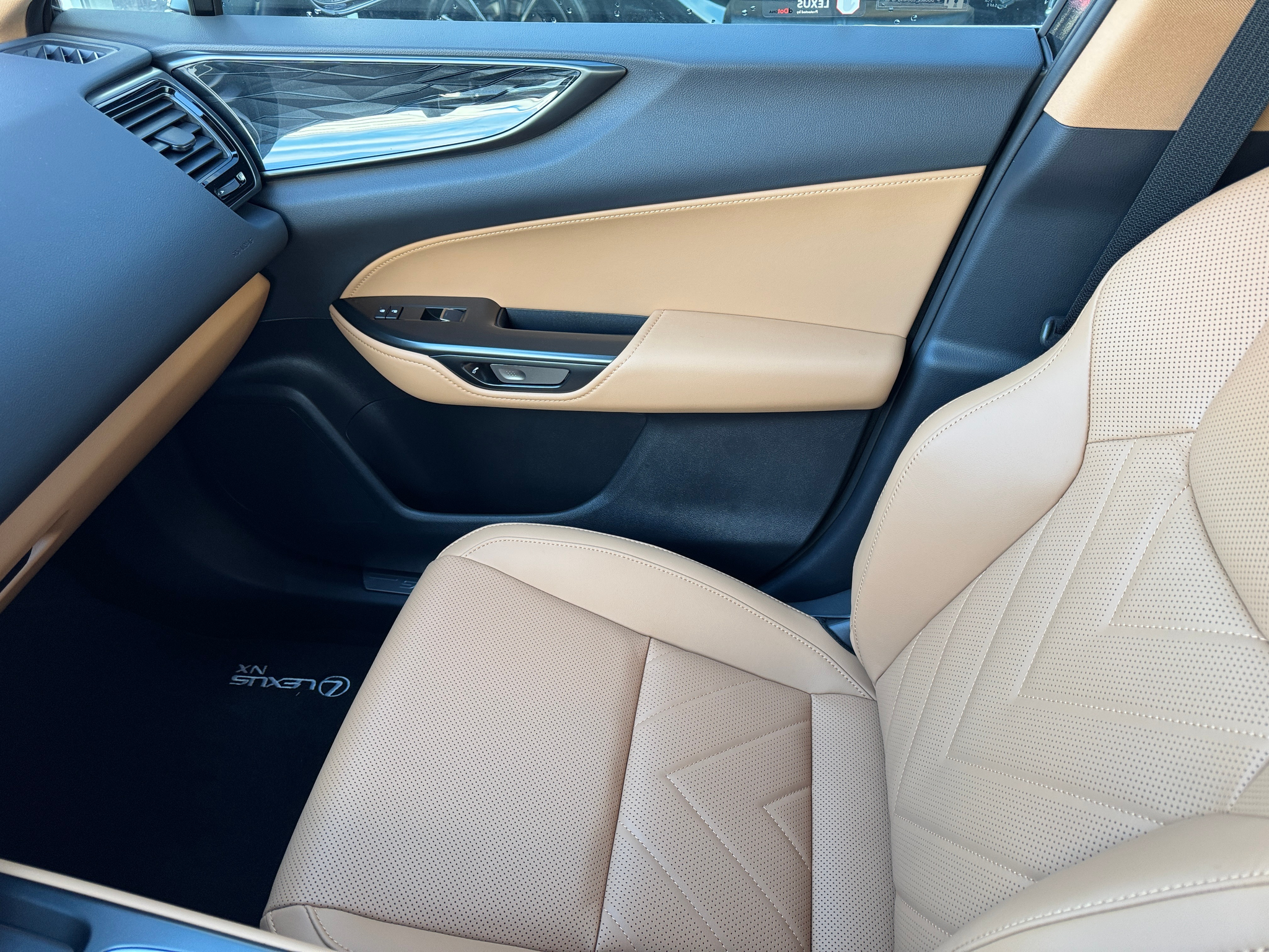 listing desktop thumbnail image 12