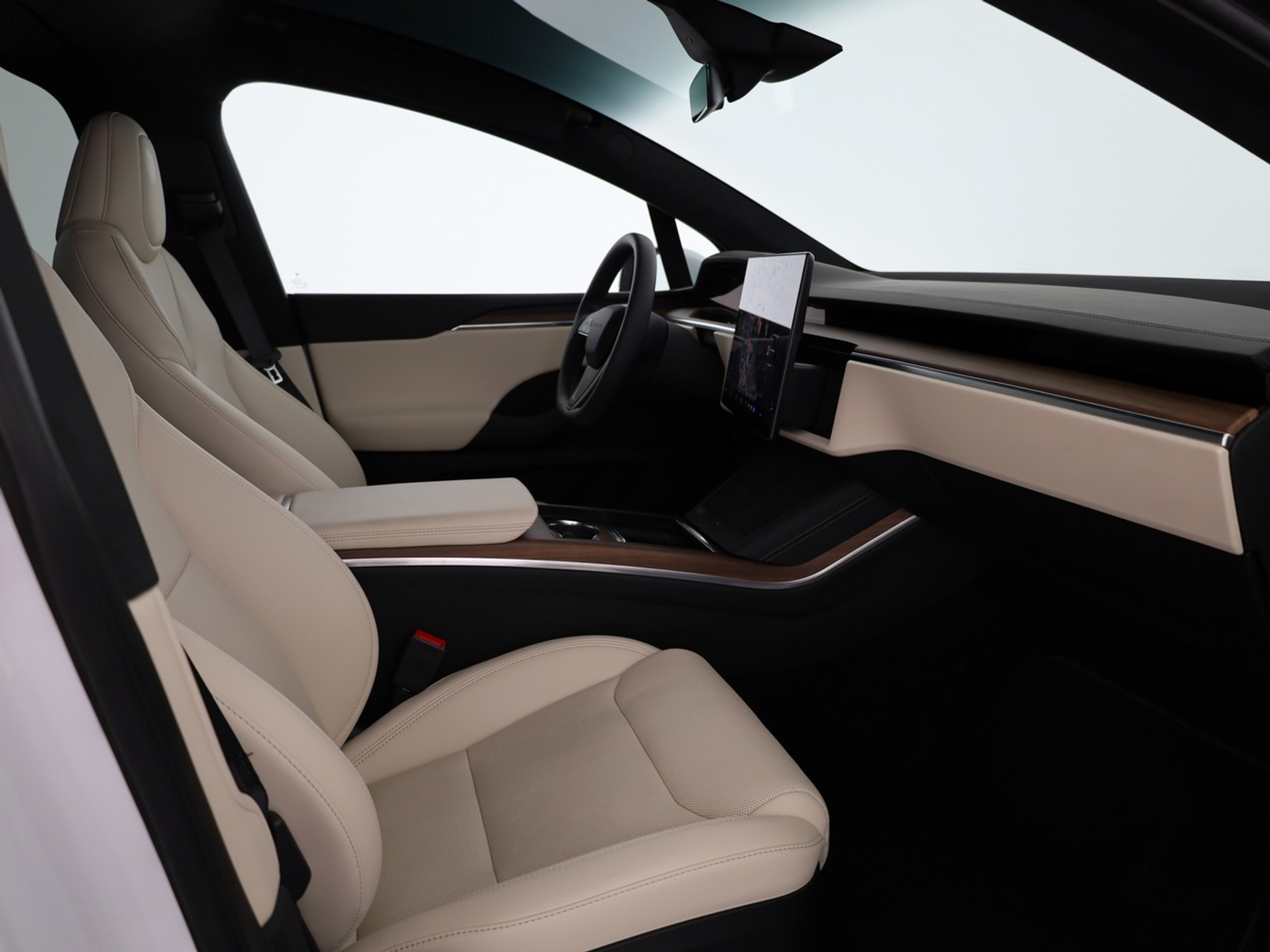 listing desktop thumbnail image 3