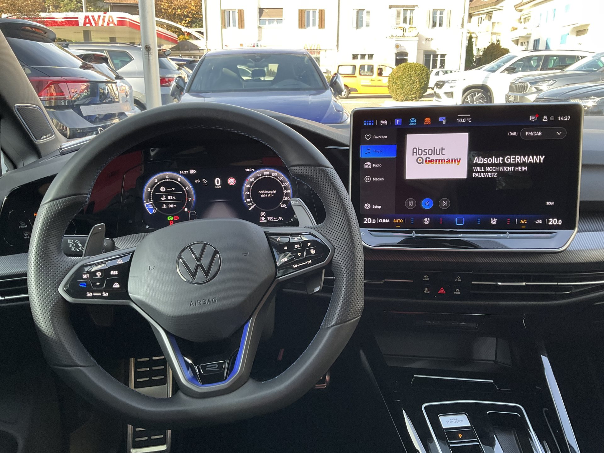 listing desktop thumbnail image 10