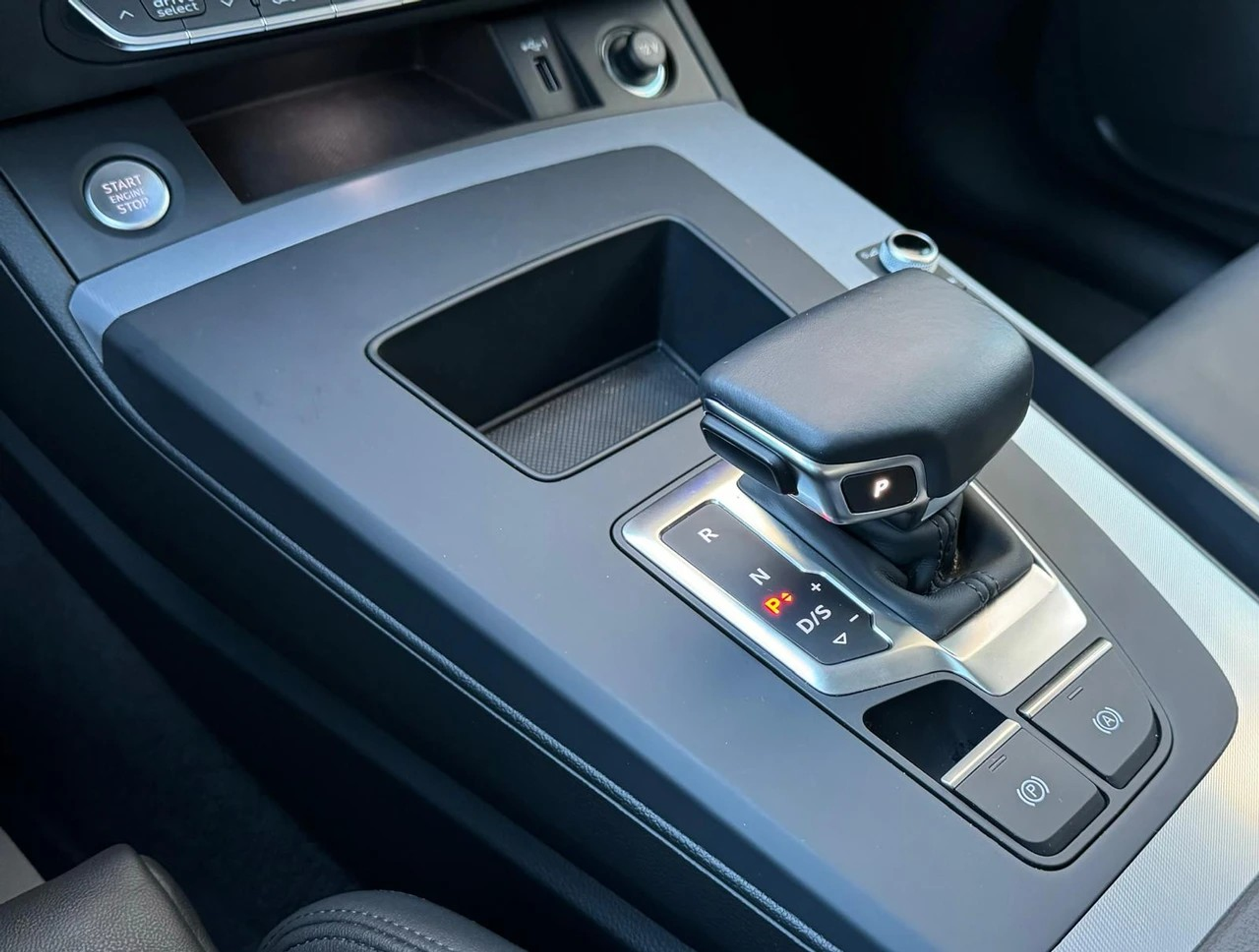 listing desktop thumbnail image 17