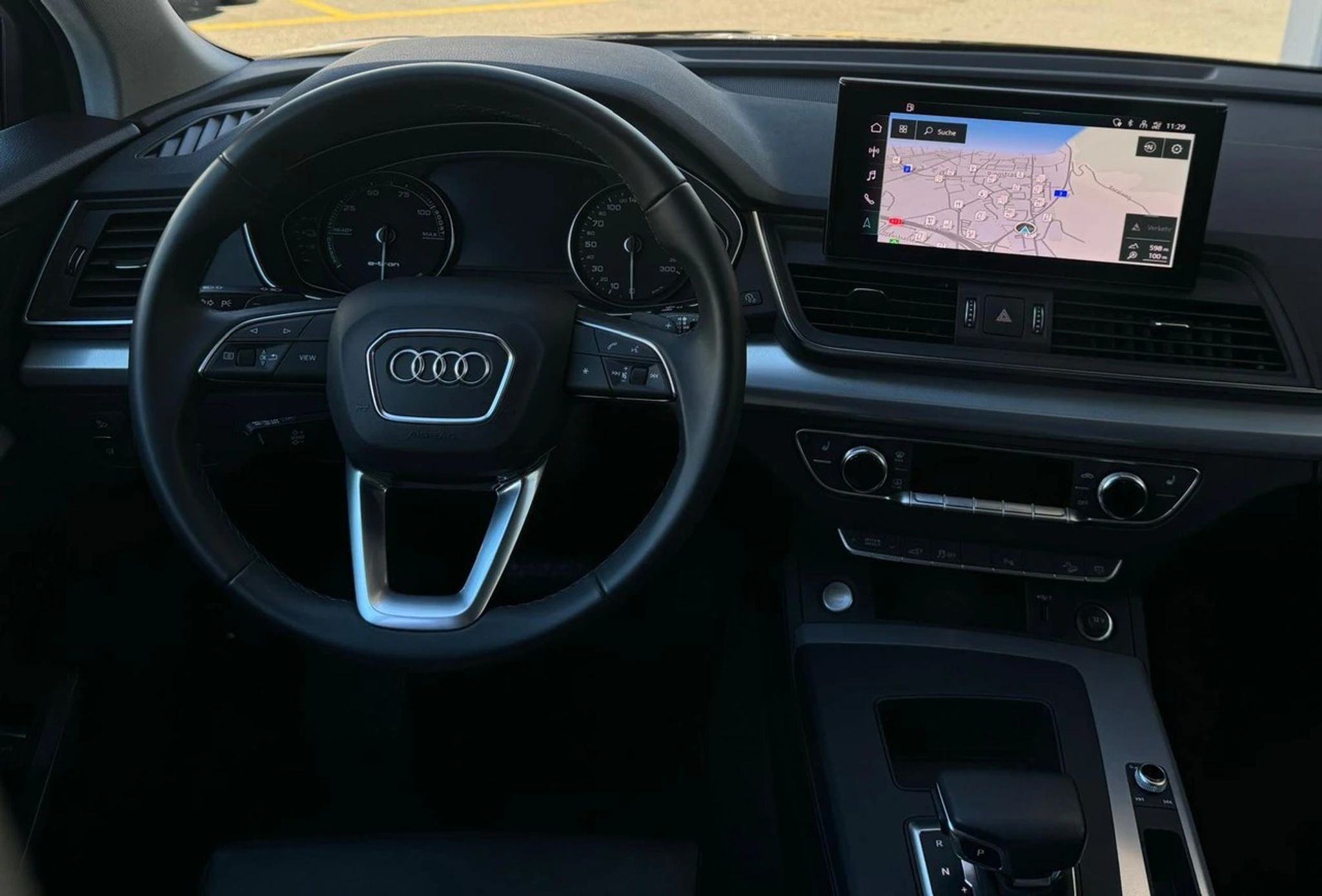 listing desktop thumbnail image 11