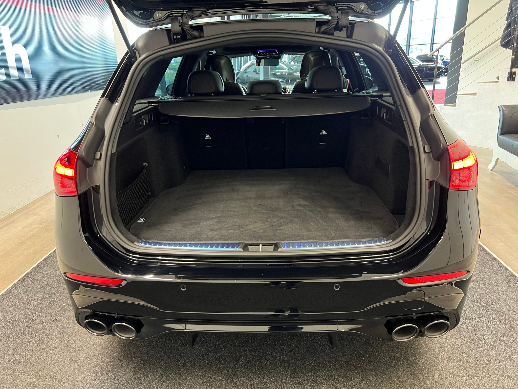 listing desktop thumbnail image 18