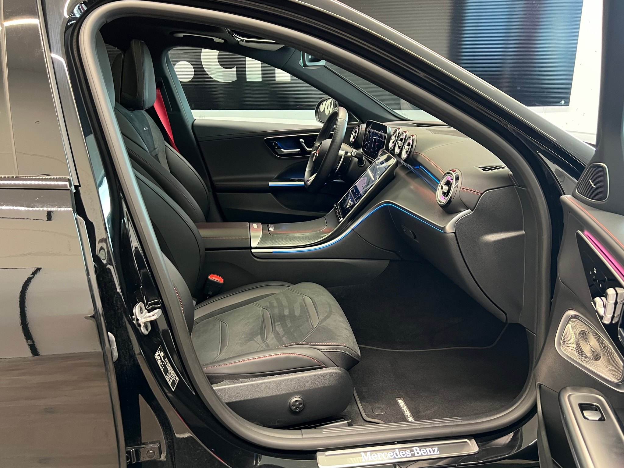 listing desktop thumbnail image 21